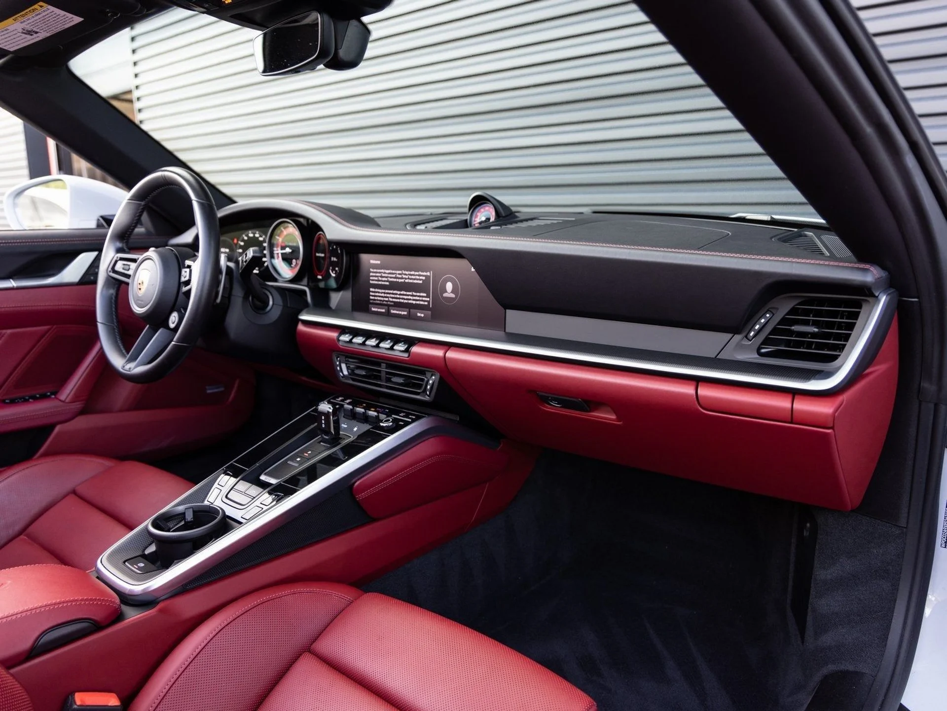 mph032_891370418_33_1fd72acac3