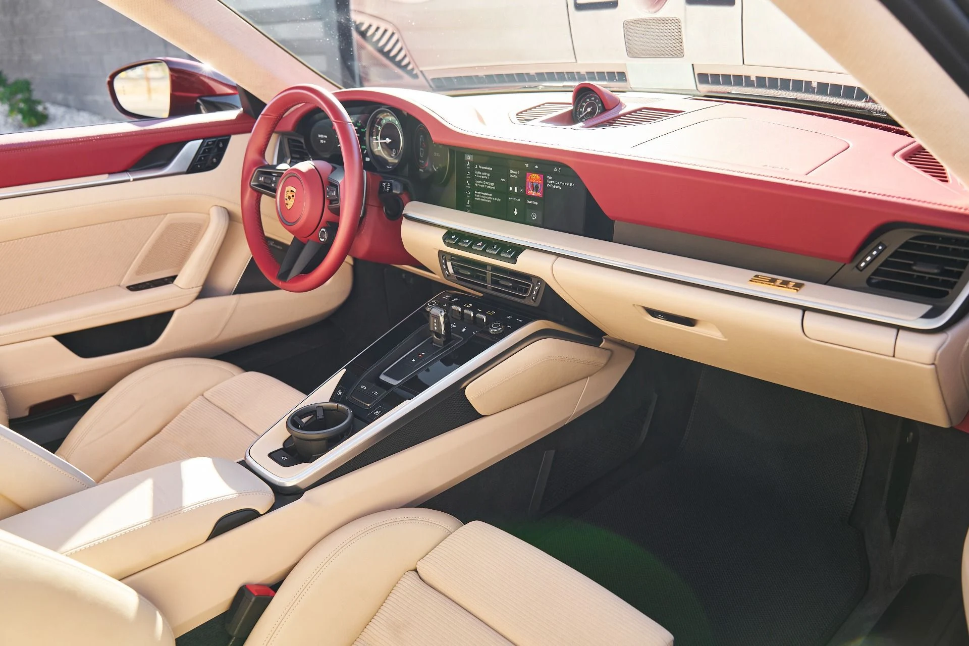 mph032_89973667_Used_2021_Porsche_911_Targa_4_S_1760993805_70661f61b7