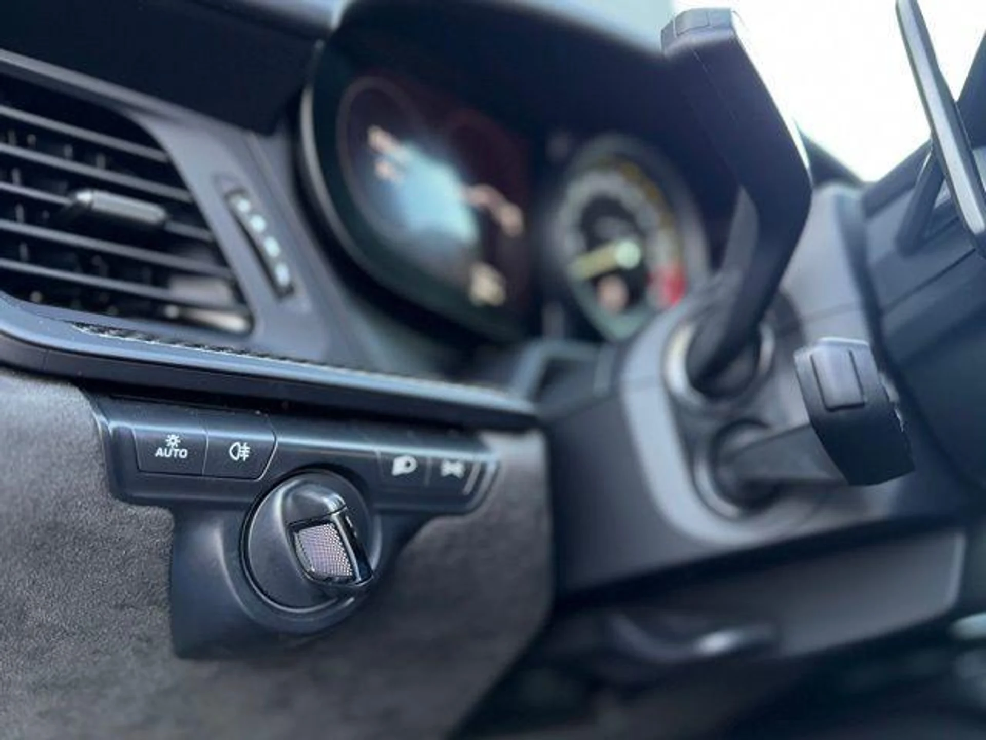 mph032_901418366_l4dna_FHT_527_YA_Rhq_Sjnh4_It_V2_P0_728705e519