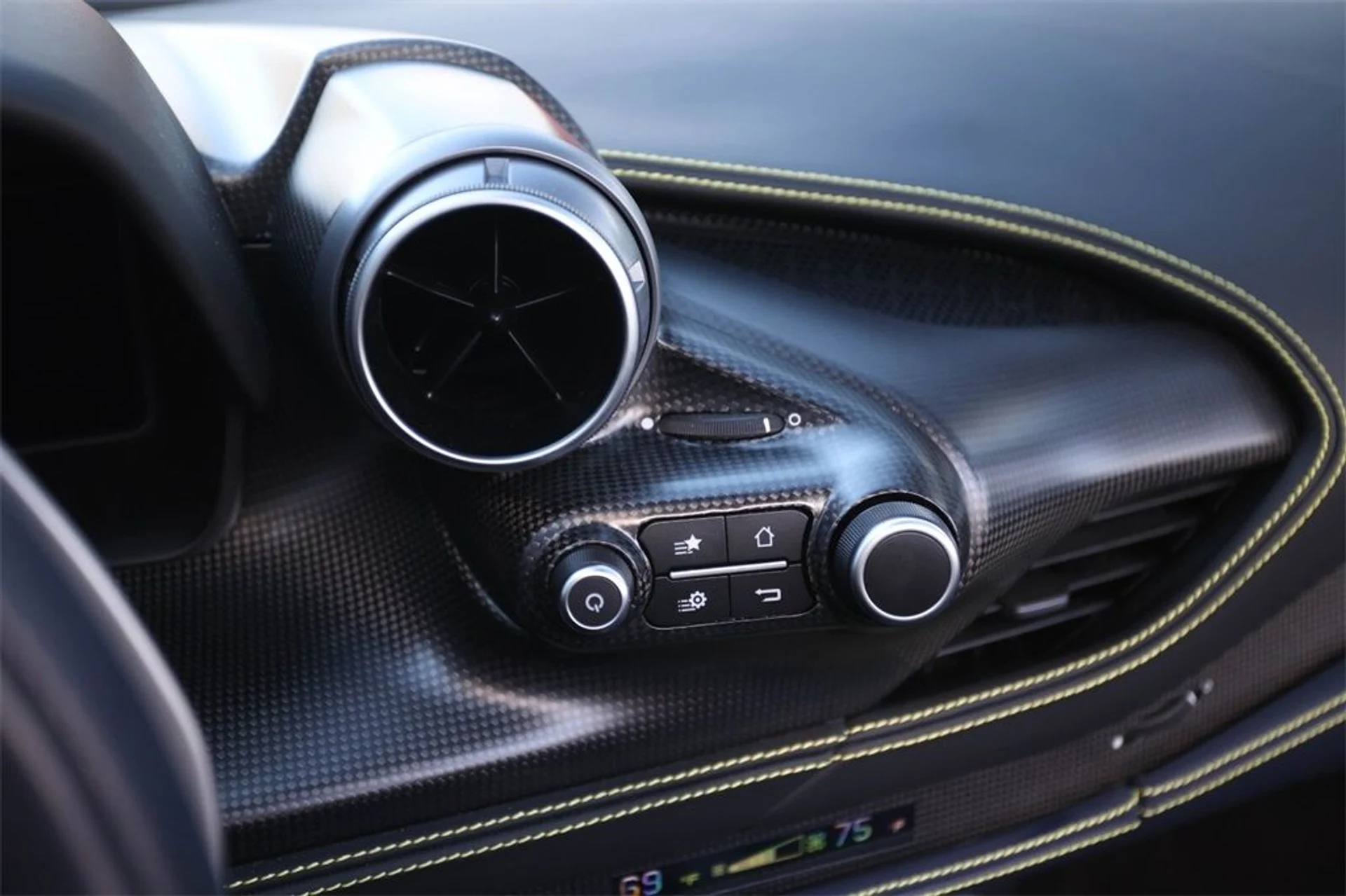 mph032_919426175_beefa9aeea99fa68b9010118aef9e81f_46fa2b05b8