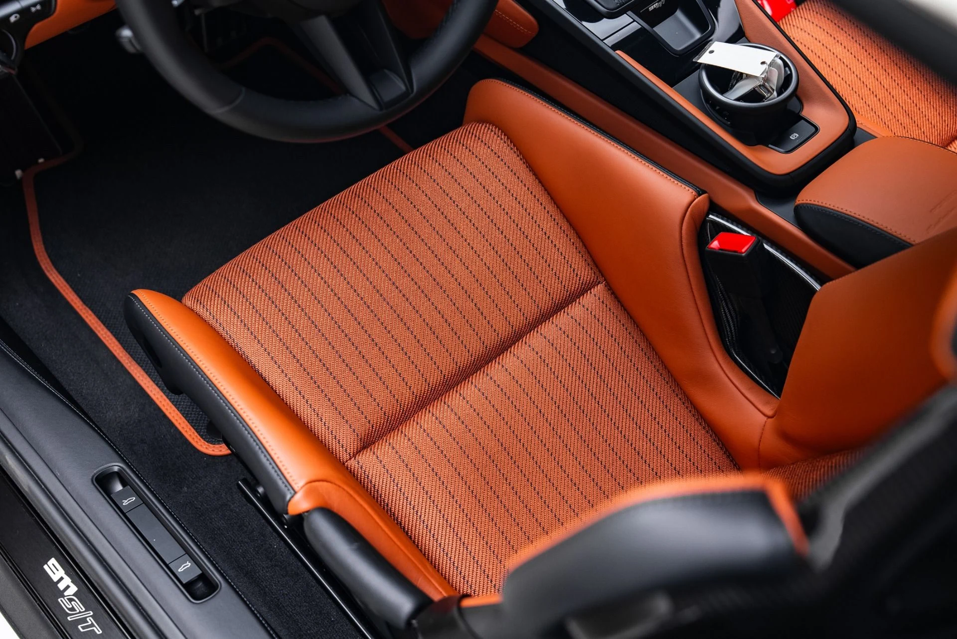 mph032_921469048_Used_2024_Porsche_911_ST_1767635703_97debe1525