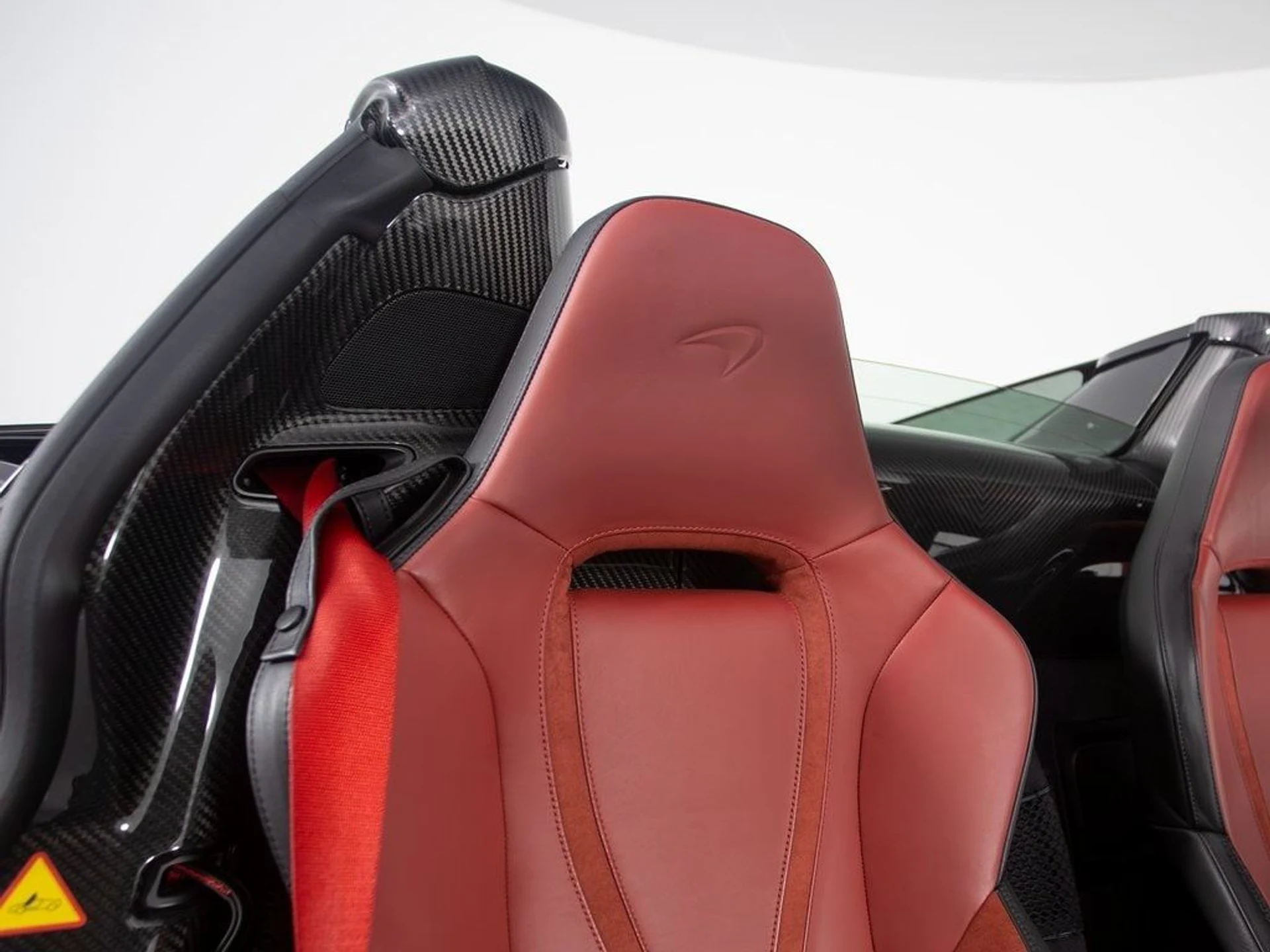 mph032_922812001_69fecd695b5a4e9134b3dc1965aa625bx_28a12869a6