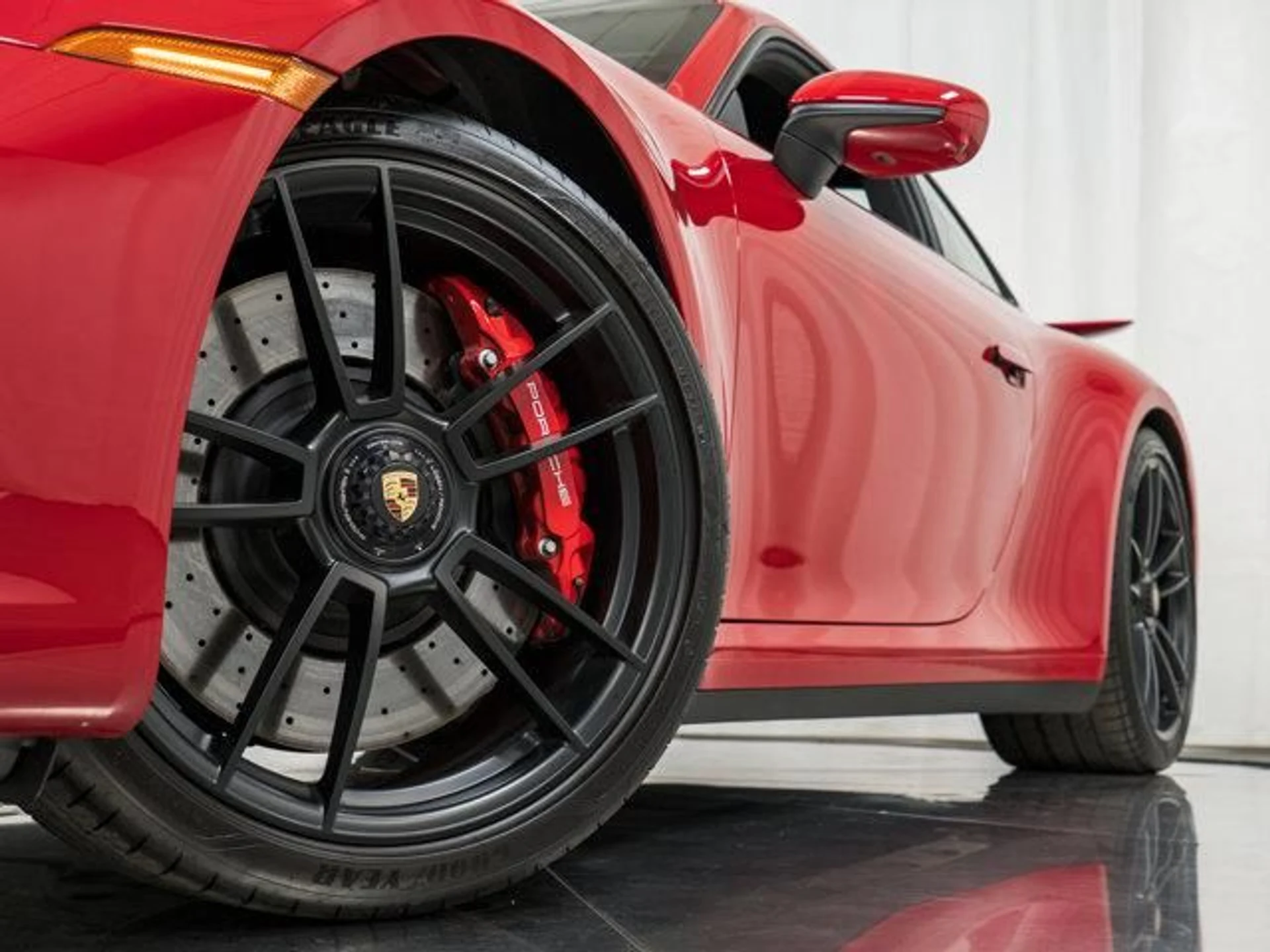 mph032_923876091_UB_Cm_Xg_Zl_GI_5m3_N_upro_O_Mt_Ezjg_7c0e369c71