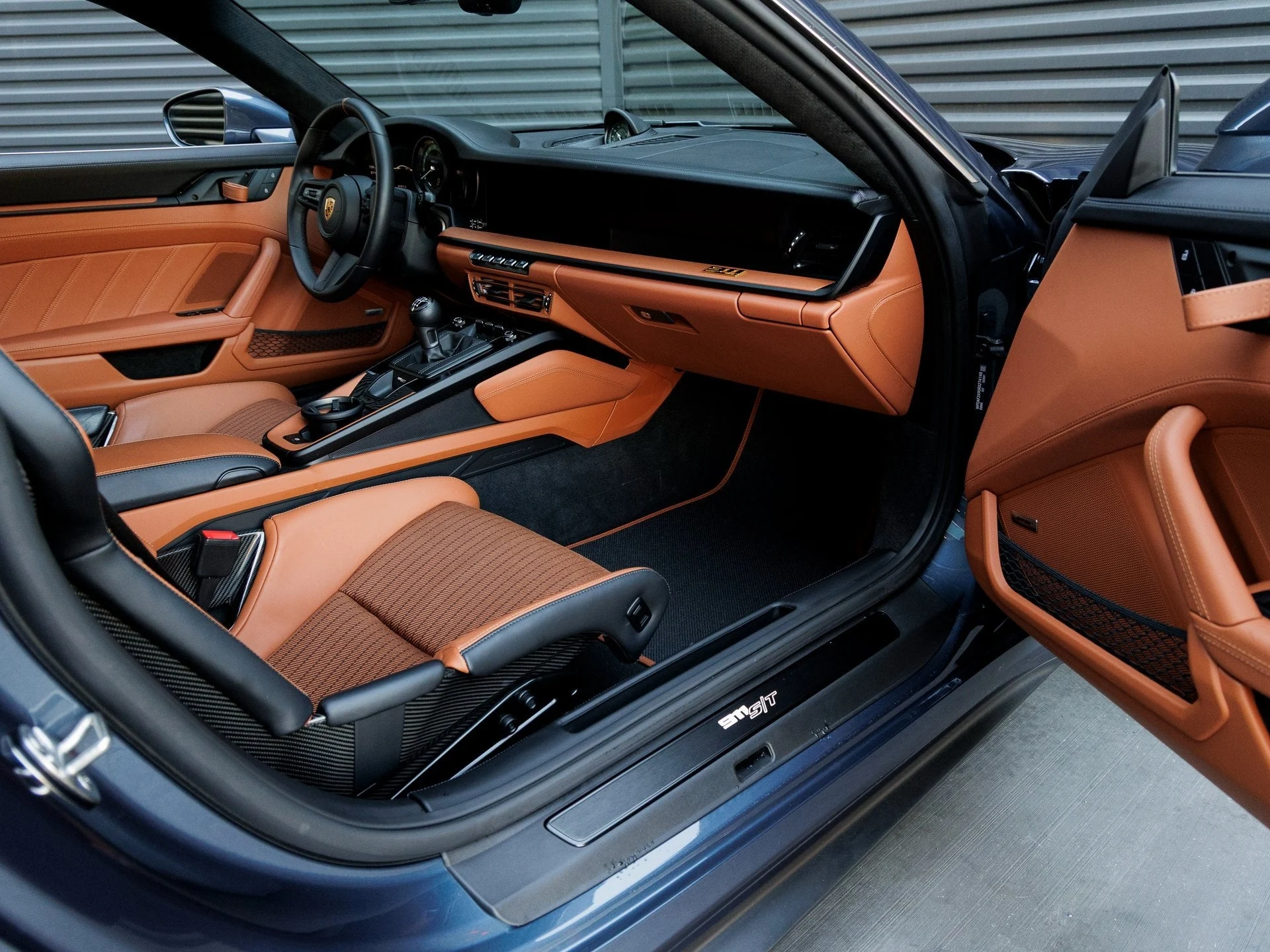 mph032_933839372_33_a1fde89443