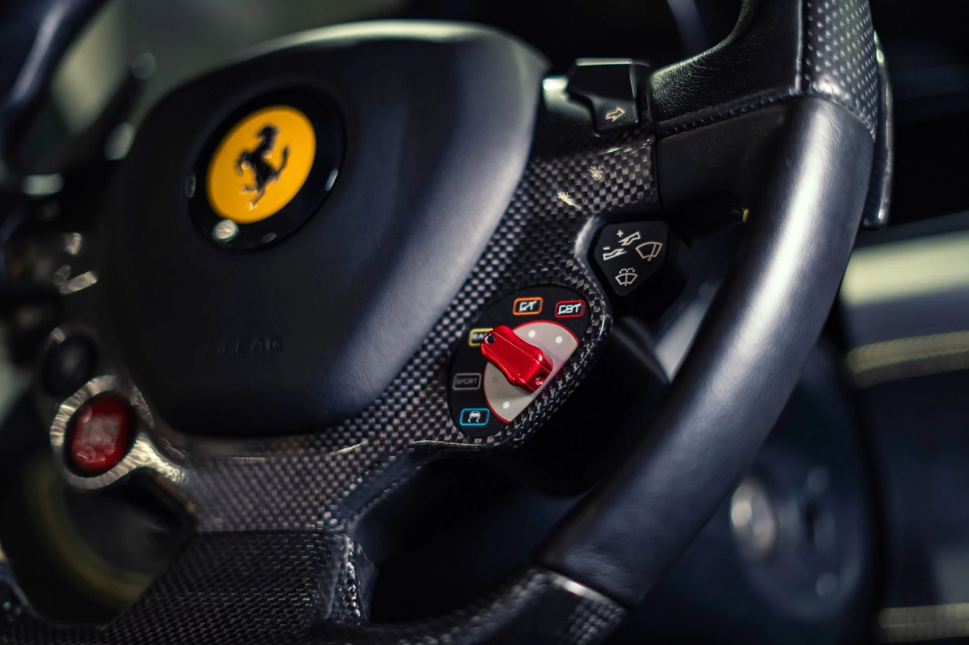 mph032_935435588_Used_2011_Ferrari_458_Italia_1777060526_5818bb848d