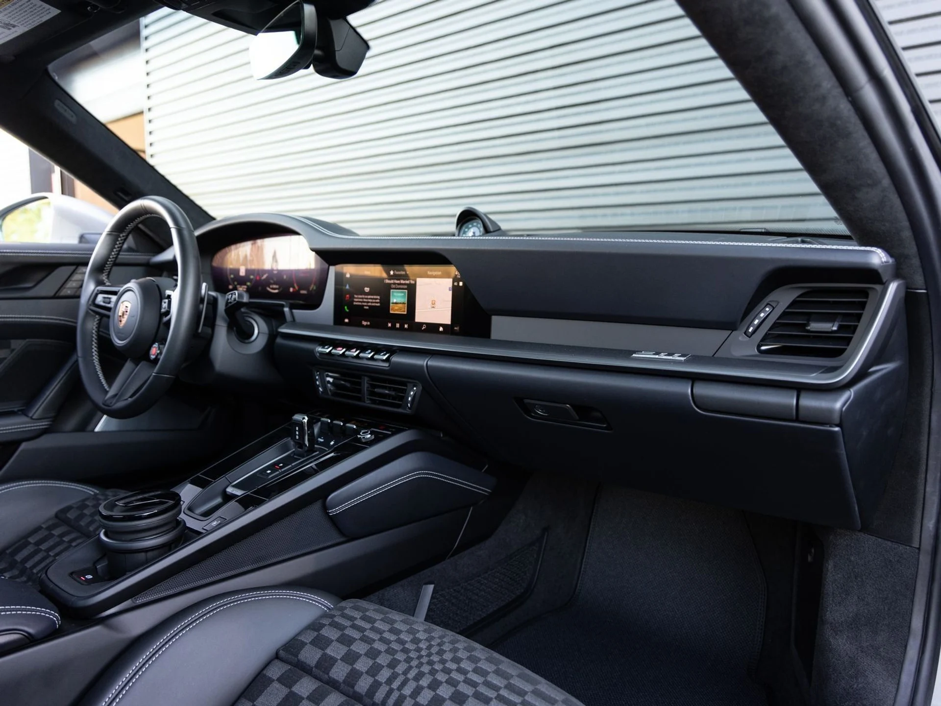 mph032_936299709_33_ad8d946a8f