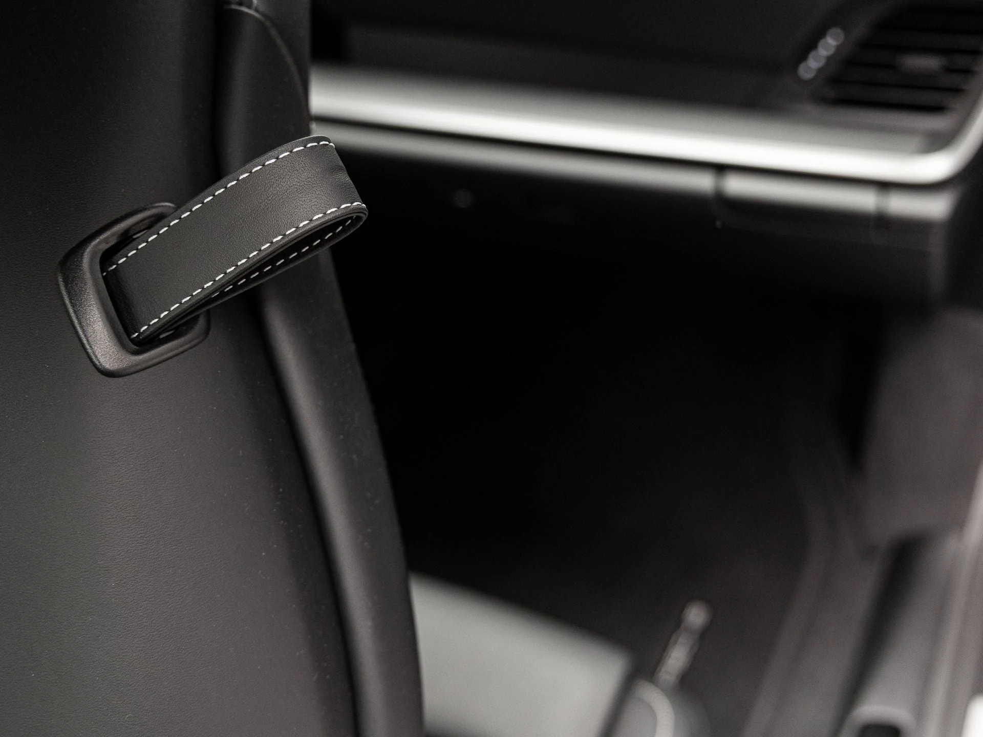 mph032_940126244_33_ea5a256675