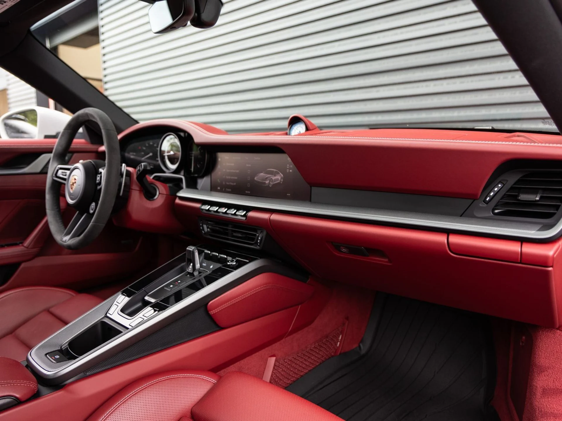 mph032_948462521_33_3a62f9ac43