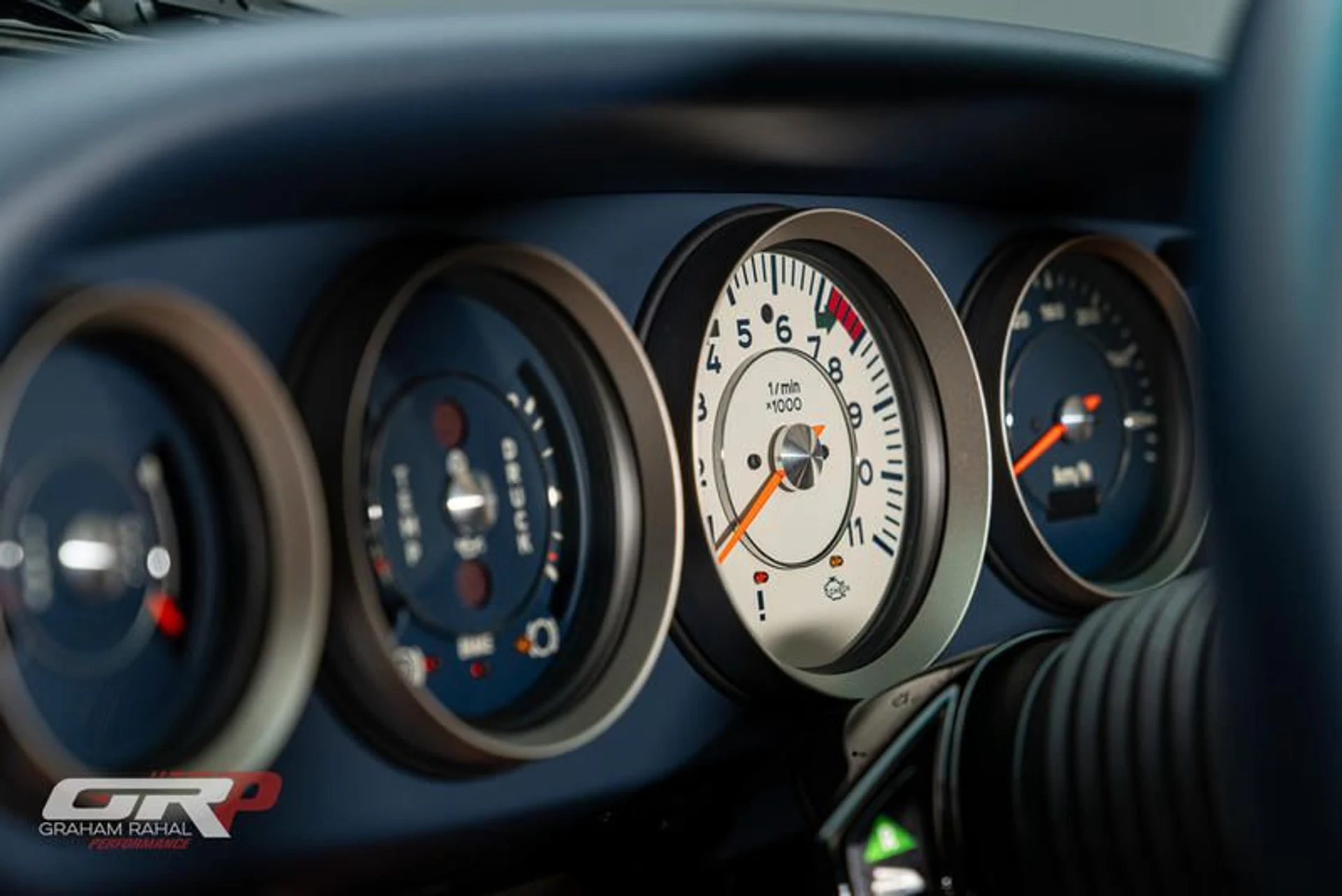 mph032_967264101_7_CE_2_CB_64_34_FE_43_E3_9392_81_E6_B9_D88_DF_3_232c74359b