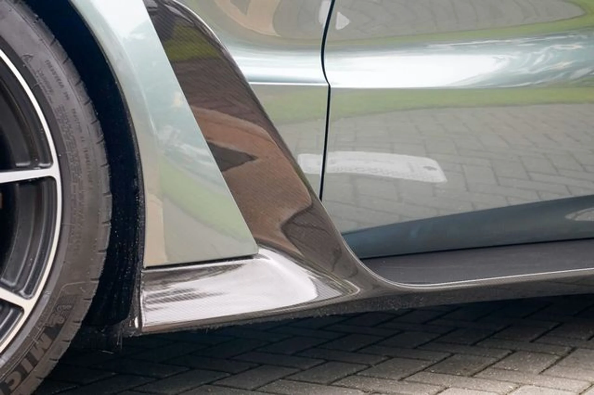 mph032_96836213_22938048_33_88d40d8c14