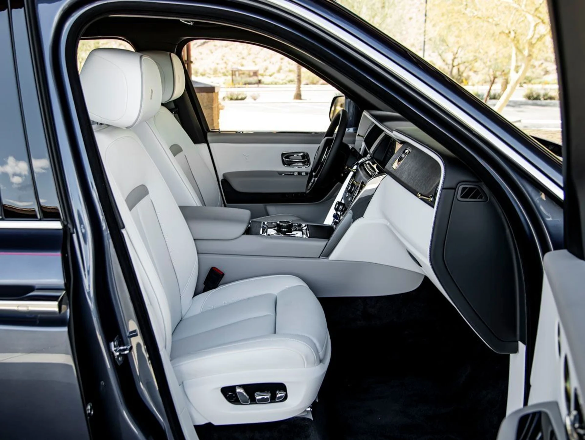 mph032_97111679_33_0694af39bf