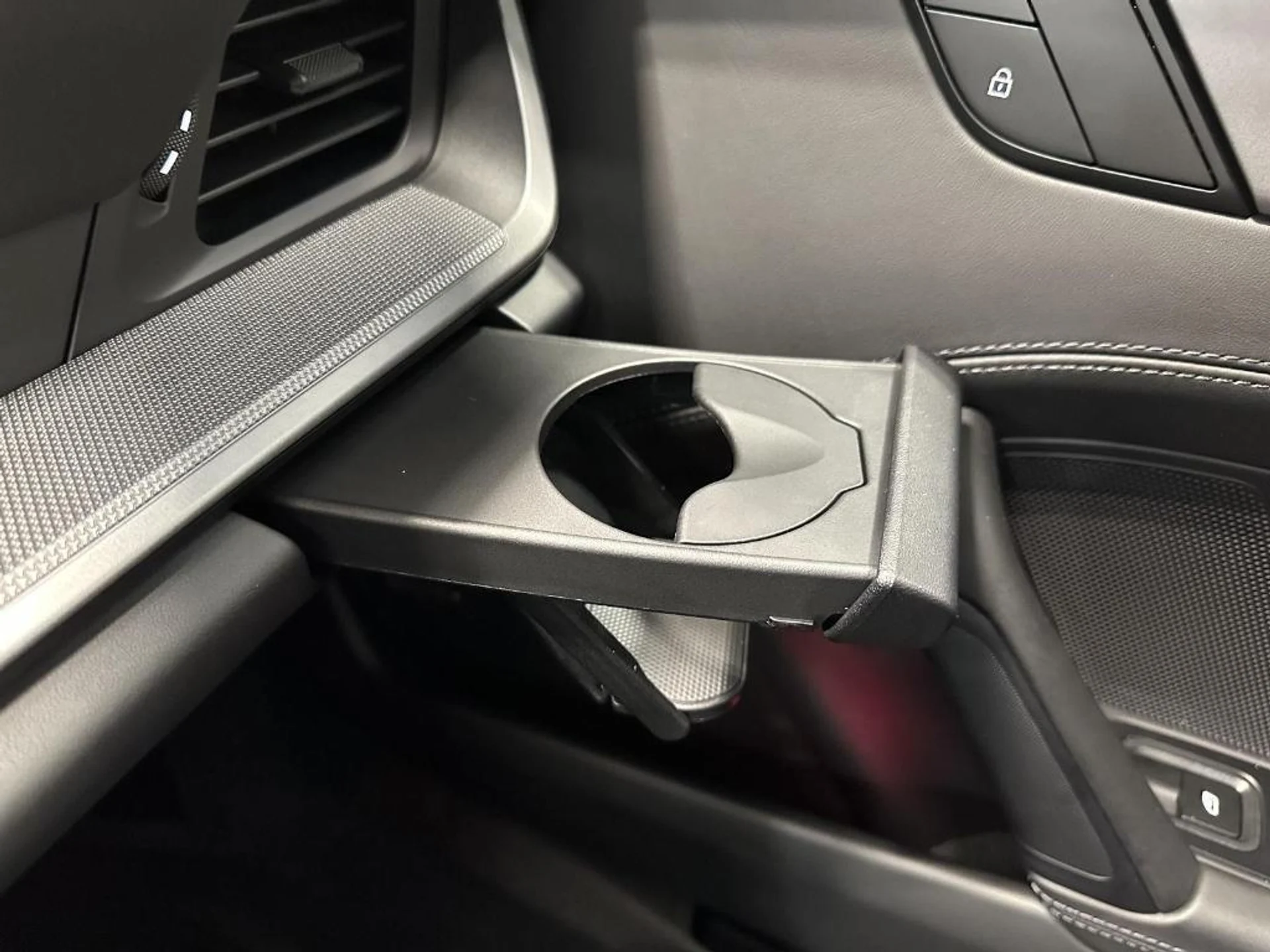 mph032_978853283_IR_Ai_Kc_Ve_Wxx3f8l8_RZB_2b4_T2_I7_U_e87638732a