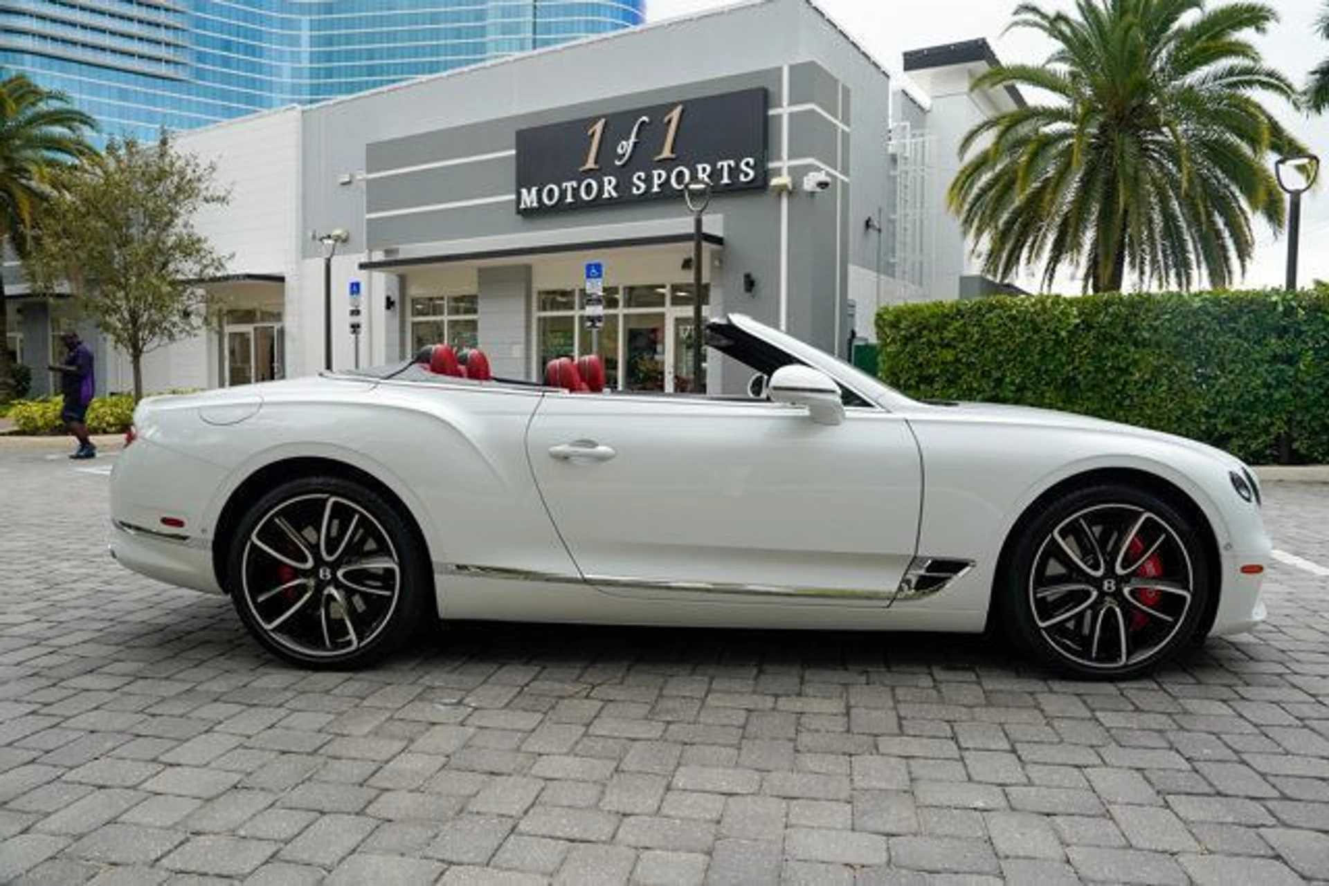 mph032_982510169_22981563_33_640_4dfad921ae