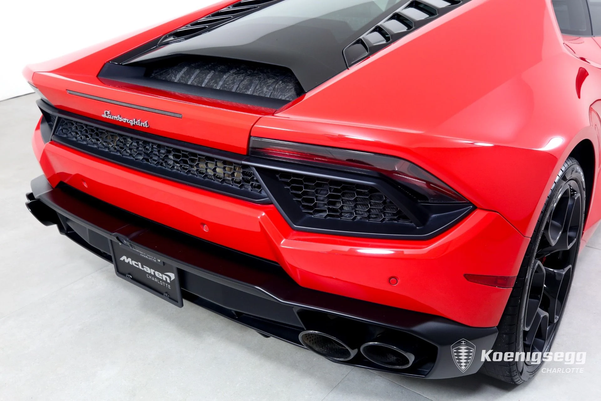 mph032_983201241_Used_2016_Lamborghini_Huracan_LP_580_2_1694548323_81181bf328