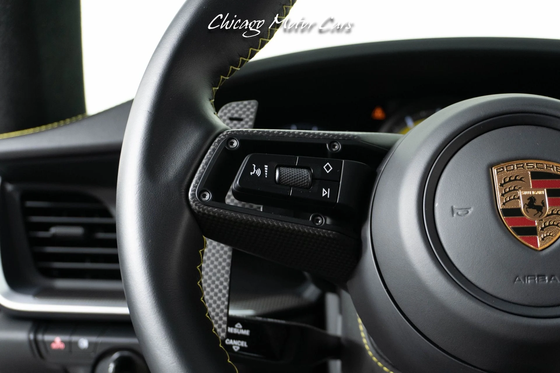 mph032_989899510_13207_p33_l_3f33b29fdf