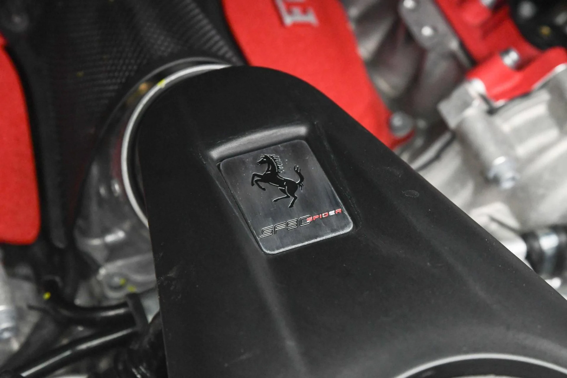 mph032_990438635_Used_2023_Ferrari_SF_90_Spider_1740041896_7ba2c96f1f