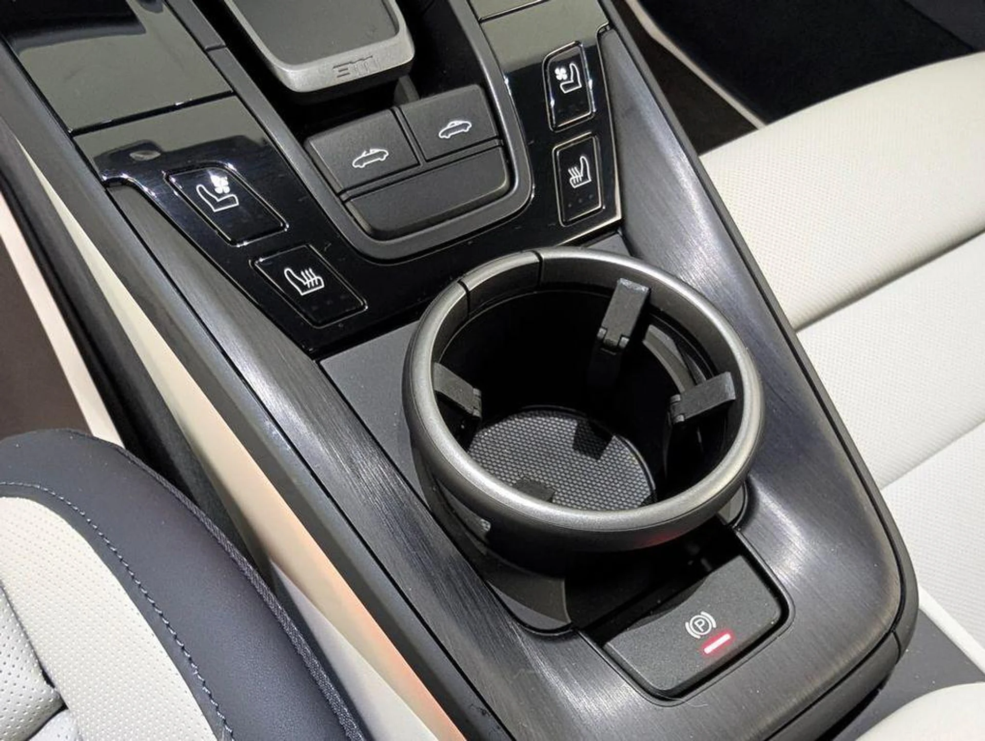 mph032_990649897_the_GC_1jovpa_T_Yq_RFP_Atb_Hx2_AM_Qc_1c5ddb69e7