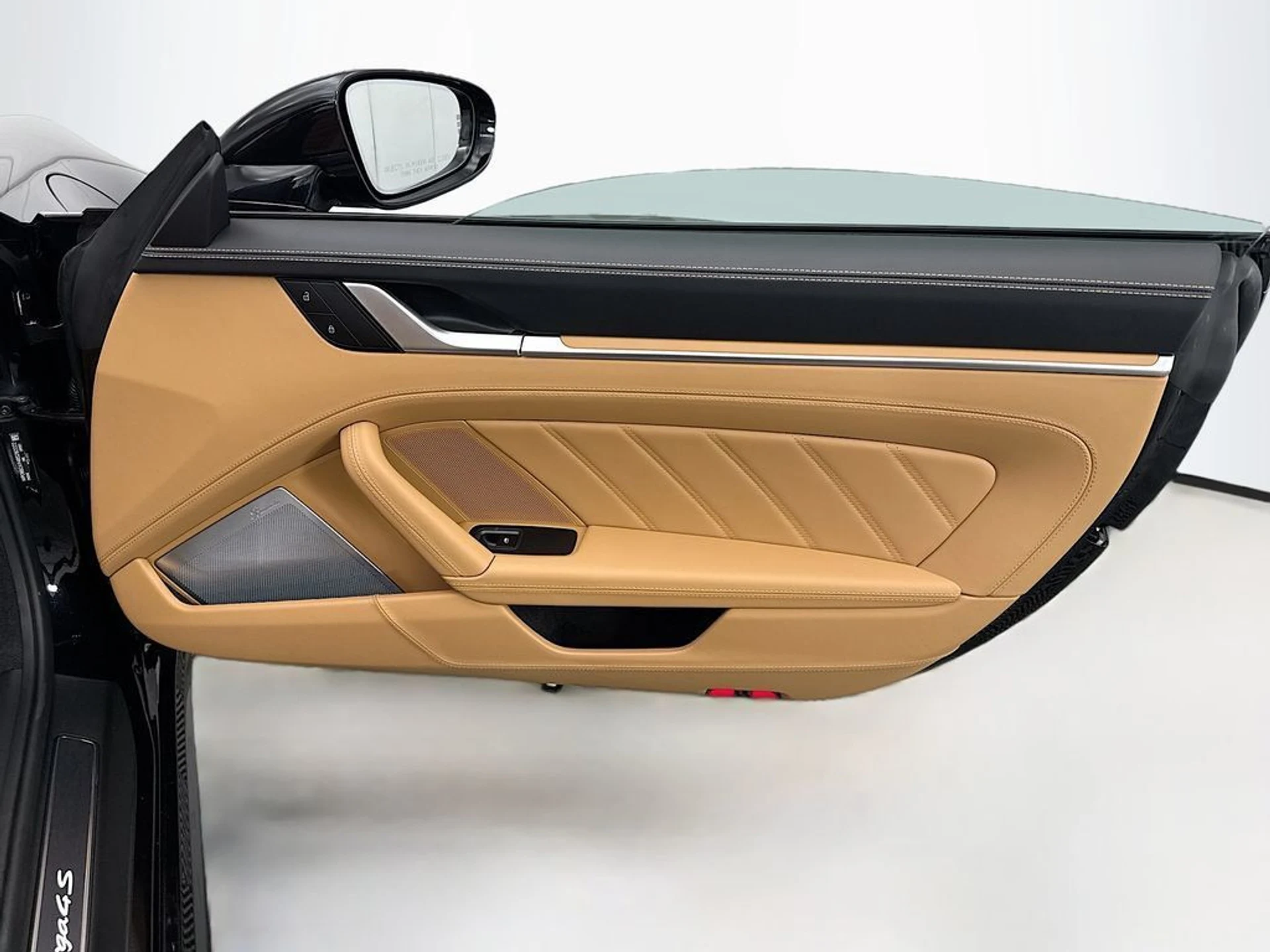 mph032_992140961_used_2024_porsche_911_targaedition50yearsporschedesign_8119_22988931_33_1024_a3b7b36a7c