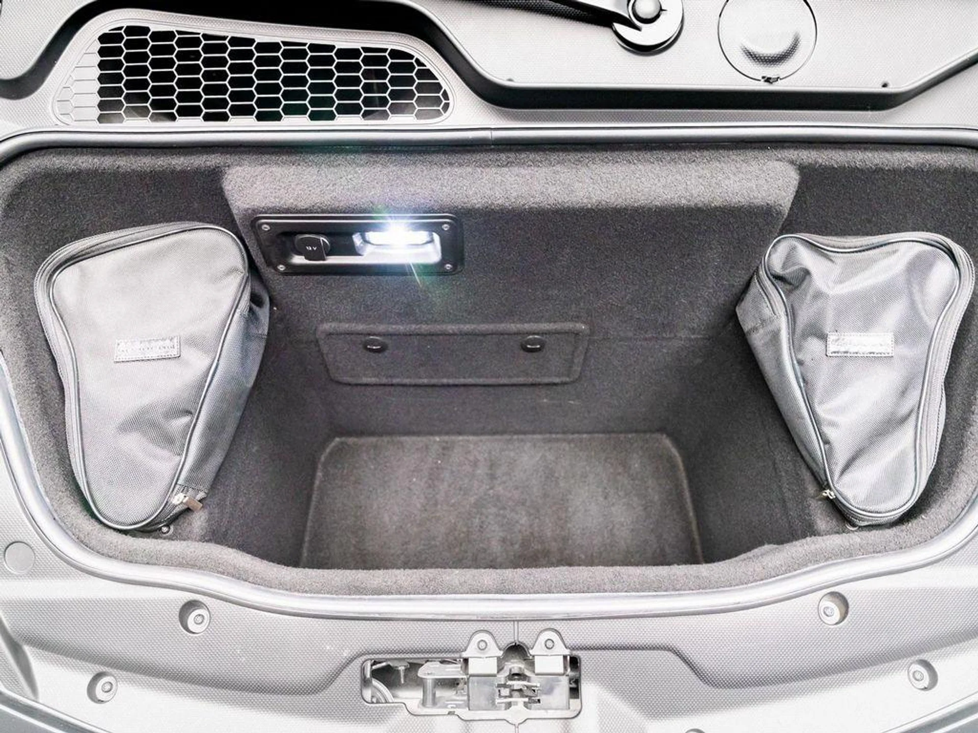 mph032_997802589_c6_l_Qm_RK_0_Y863fc_W2_Gv_C8_A_Wjexc_ebc17e40fb