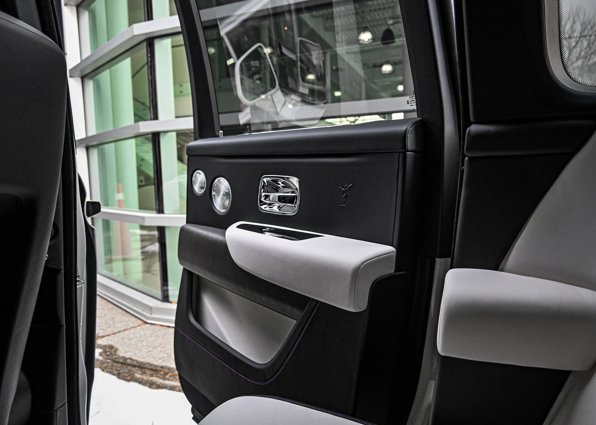 mph032_999745415_7b69b587_a5da_4e0f_a960_686880914ae5_dc97446de4