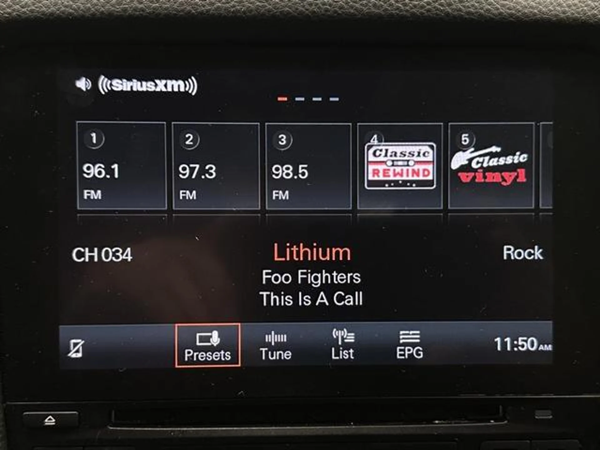 mph032_q80_YV_Pd_Lkbp_T5_J1vc_Il_Mhc_1_TOA_7f4b7e34ed