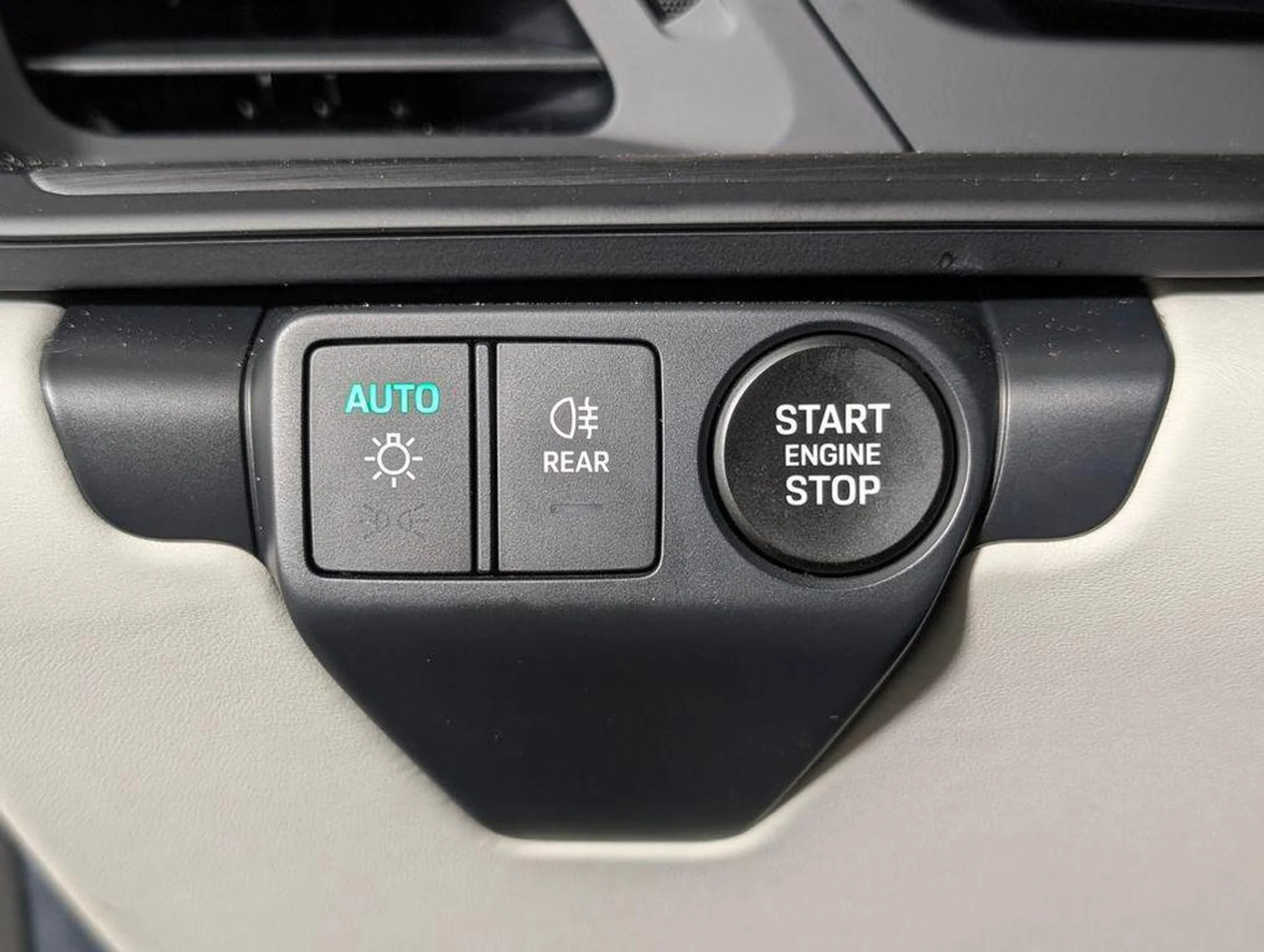 mph033_1013831215_UE_9_J0vbi_WB_Mh_Pw_L_Ll_Dm9_Mn3_FJQ_1239569675