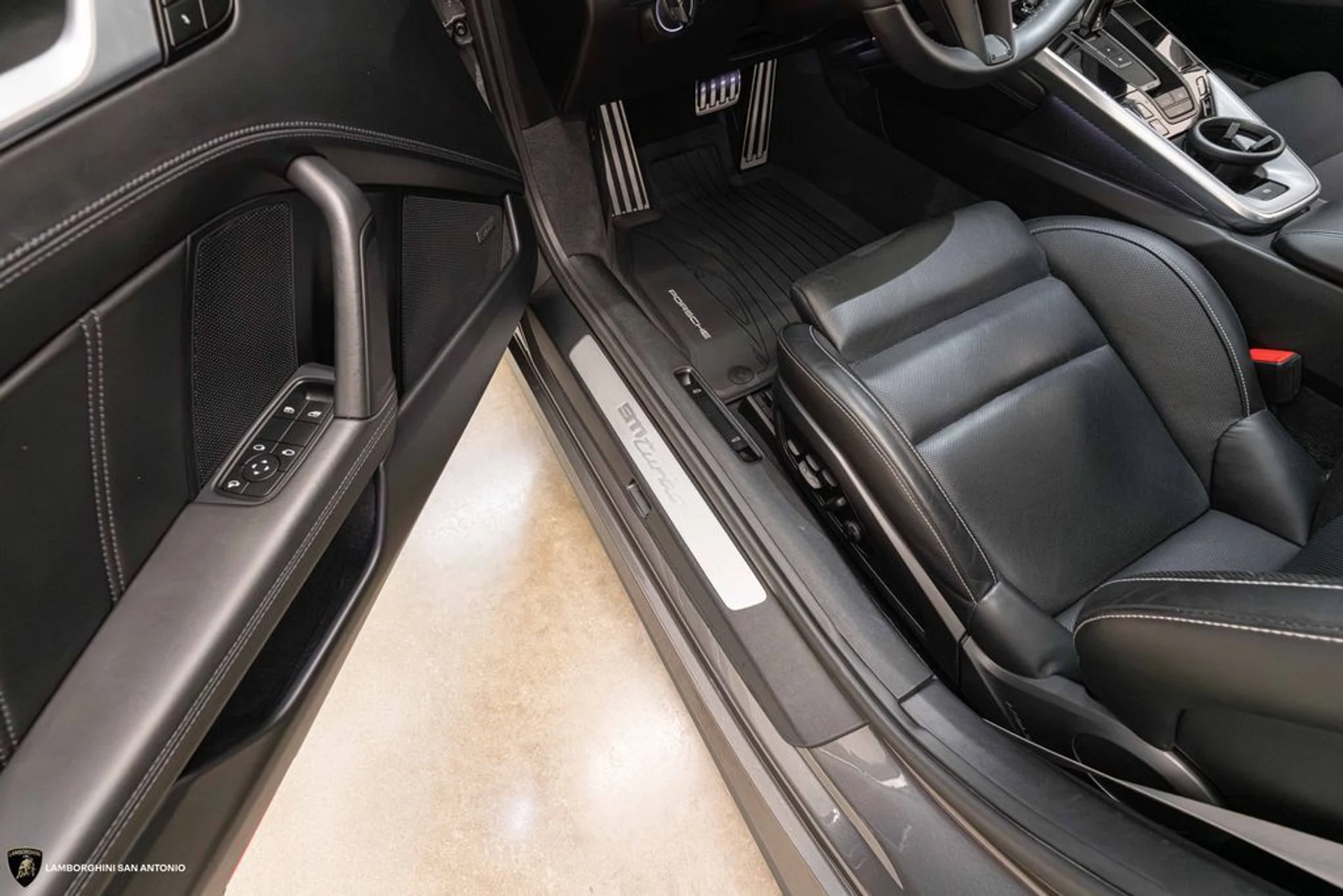 mph033_1026540886_26c461490ce0d2ed50f284c3f647b12bx_c75ce00023