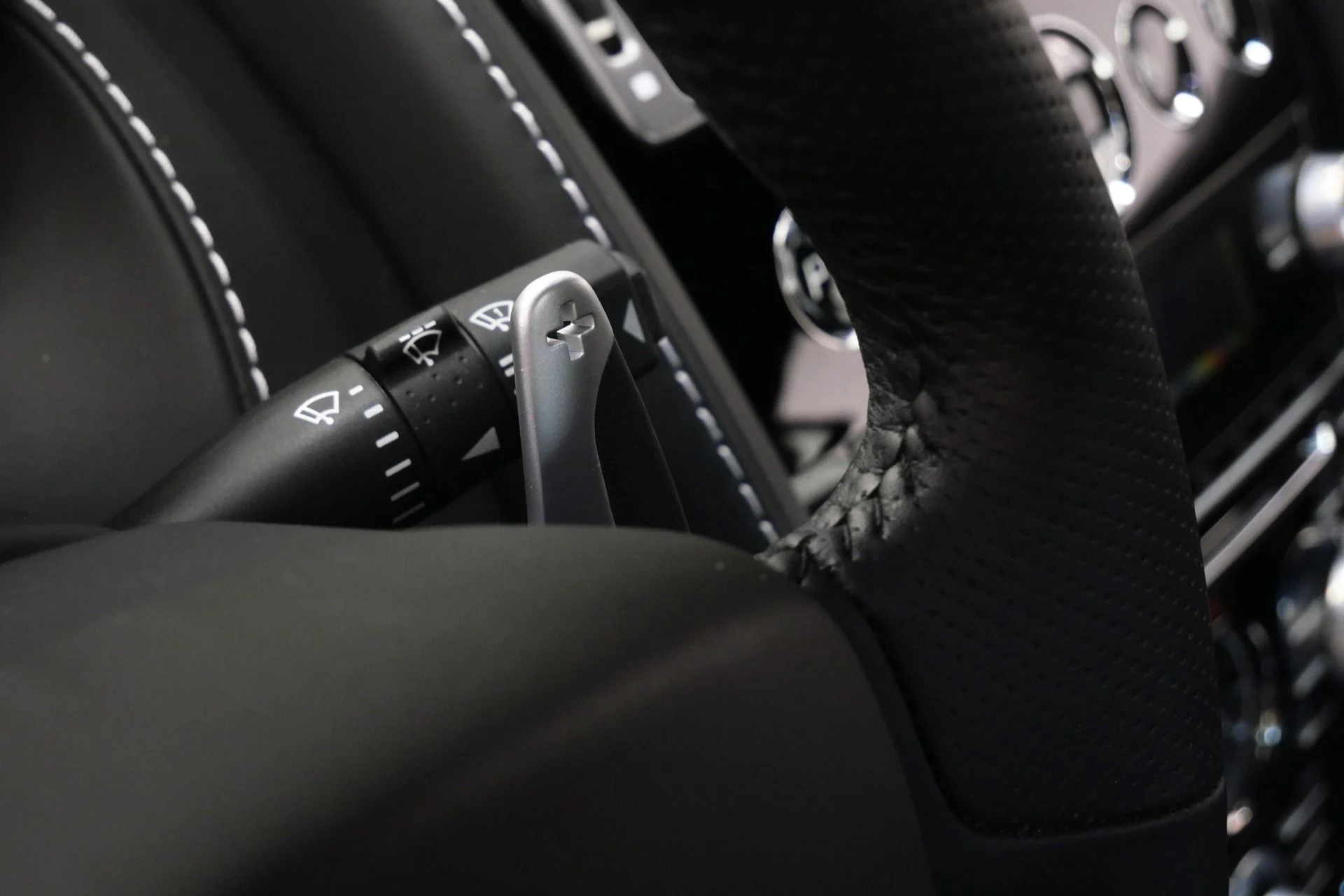 mph033_1029375090_Used_2012_Aston_Martin_DBS_Carbon_Black_Edition_Very_Low_Miles_1778860930_e670547775