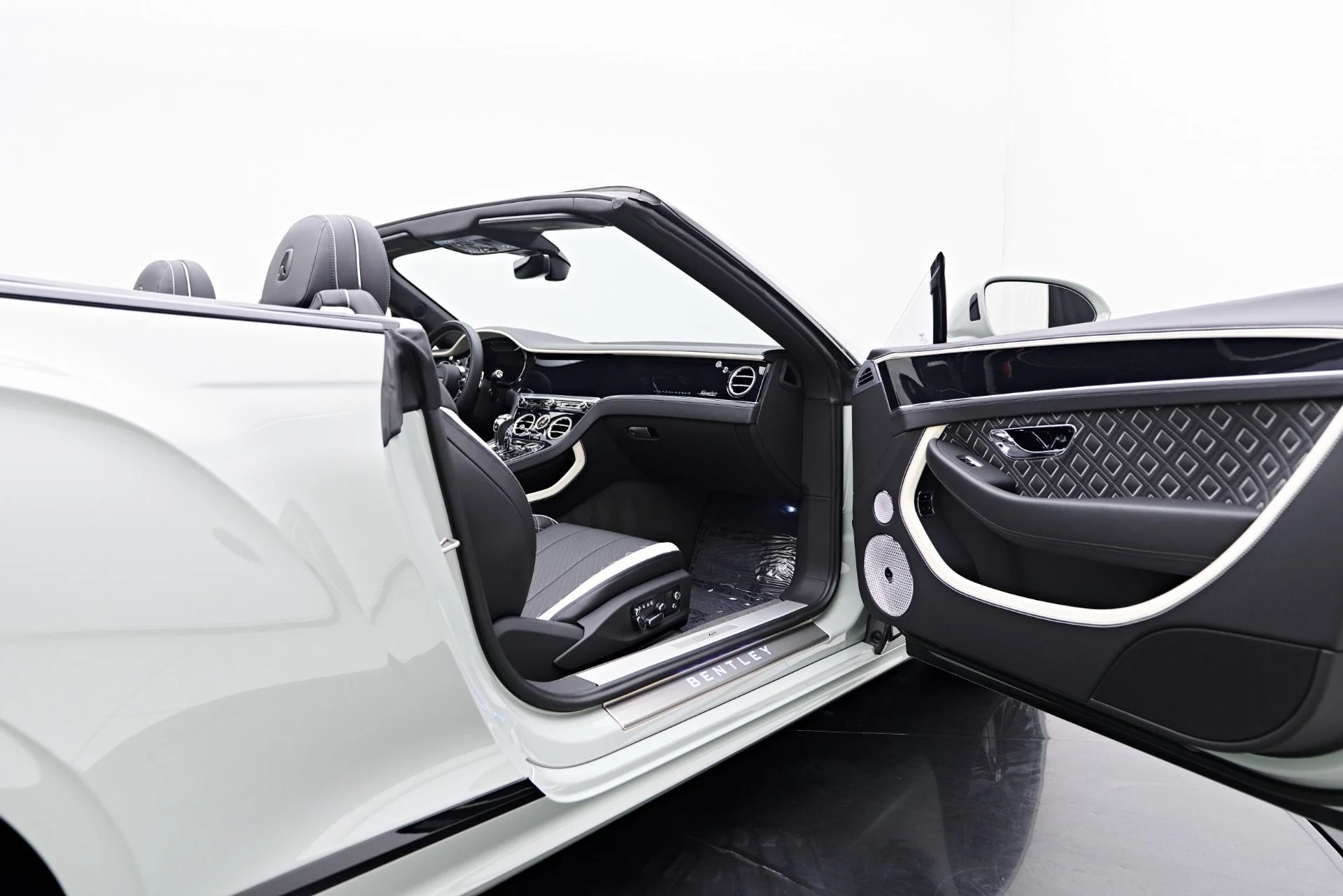 mph033_1032105726_Used_2024_Bentley_Continental_GT_Speed_1758316068_d05ca65247