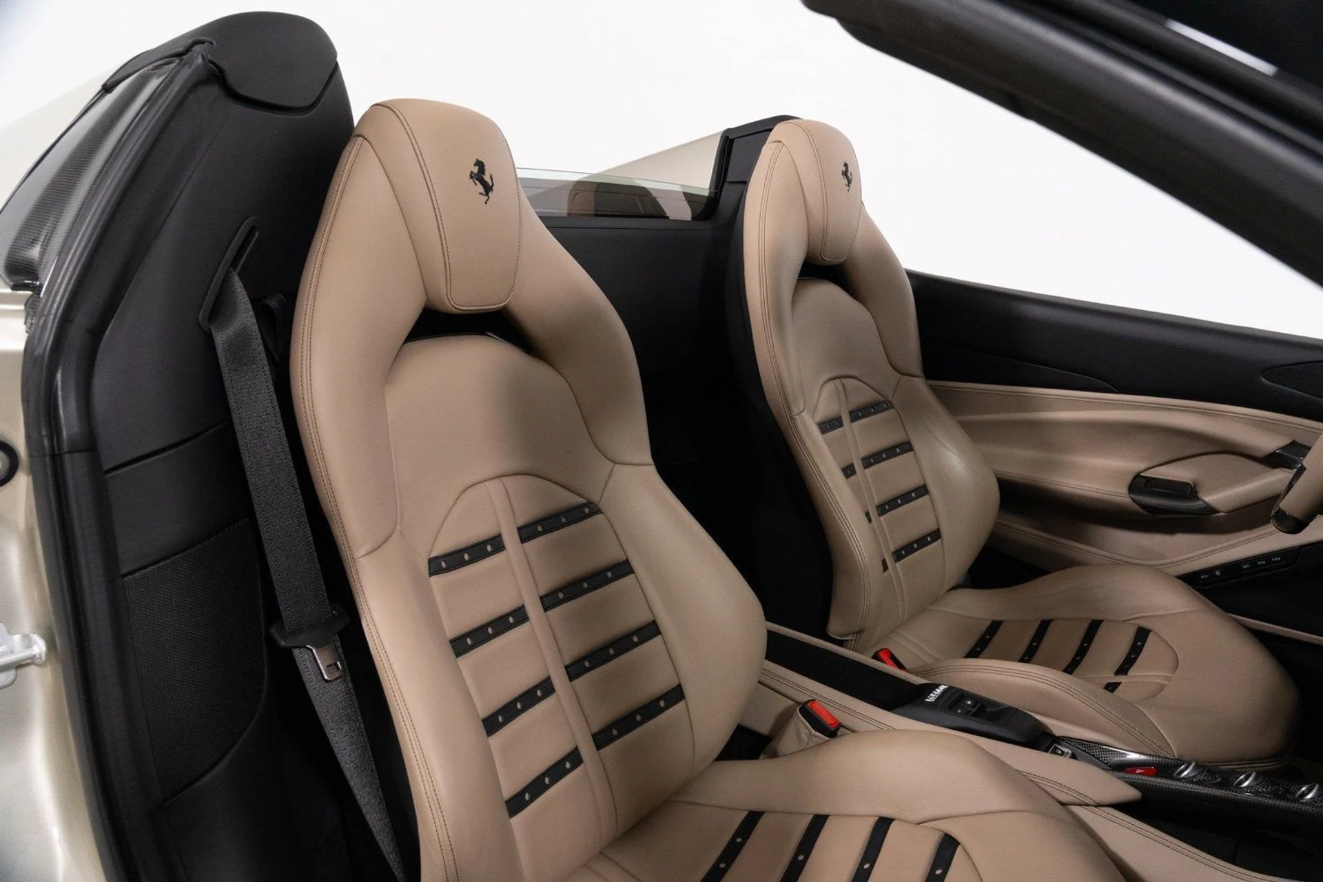 mph033_1034336966_830c7fc55c2f4d508e959083c93c728b_05293bfb2b