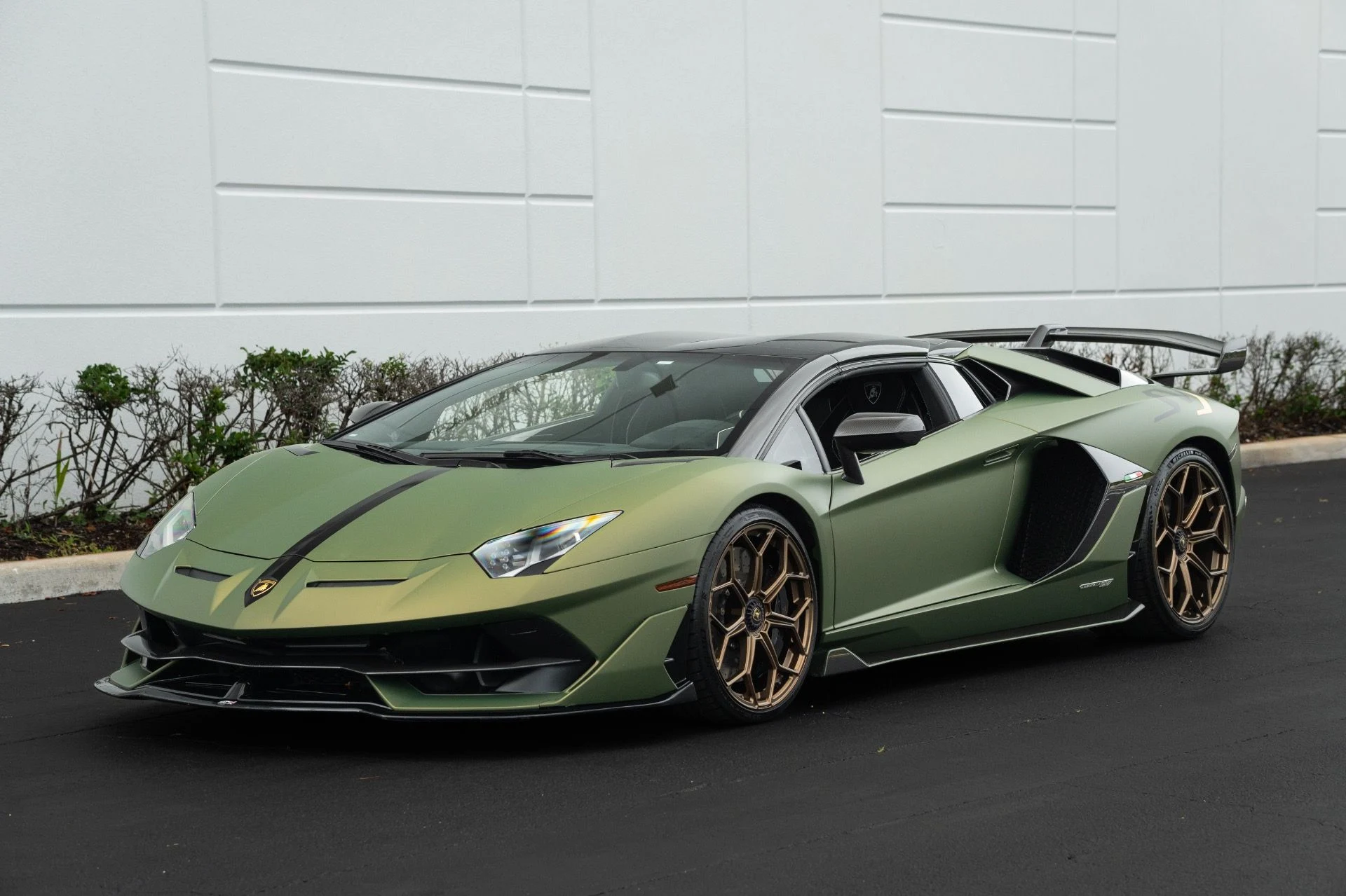 mph033_1036013065_Used_2021_Lamborghini_Aventador_LP_770_4_SVJ_Roadster_1773716701_fd621cecdd