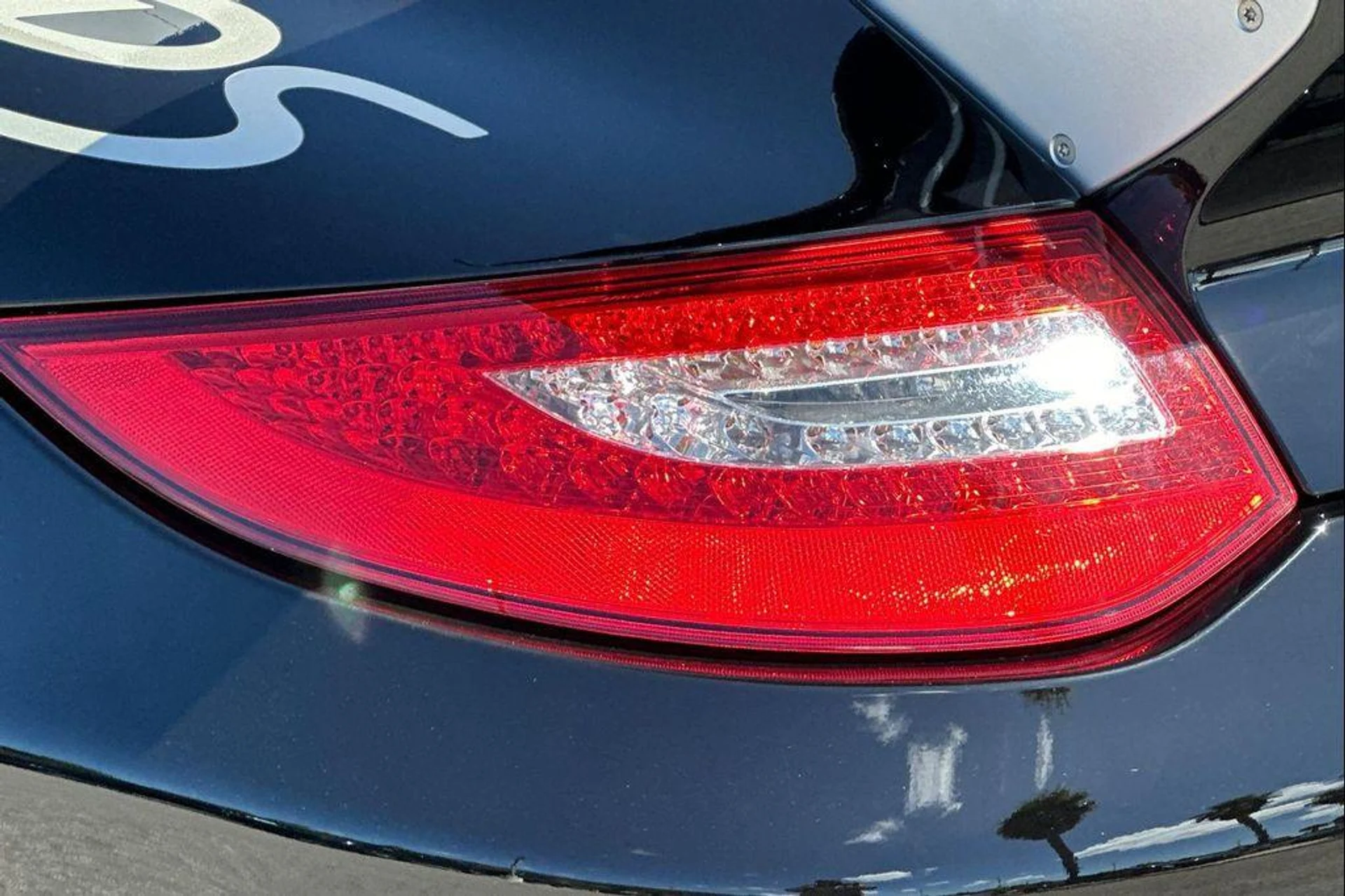 mph033_103661004_Meh7o2u8_U_Yd303v5cudq_We_O_Vm_I_63fa04f622