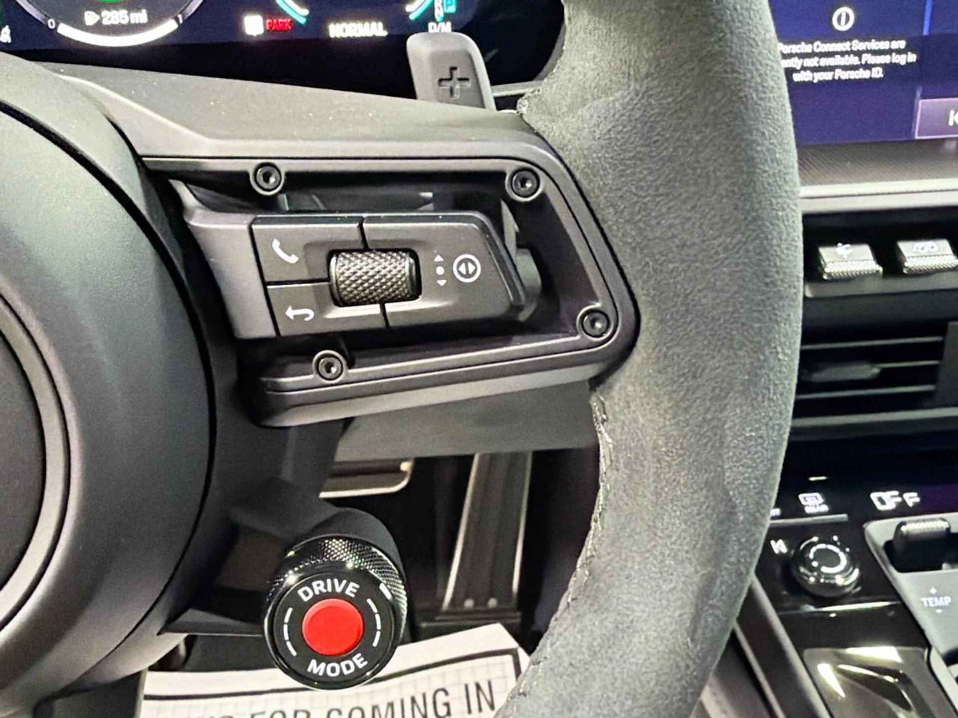 mph033_1049842827_15ad150127bfc8a28eb4b482067094a2_6bc344bbd7