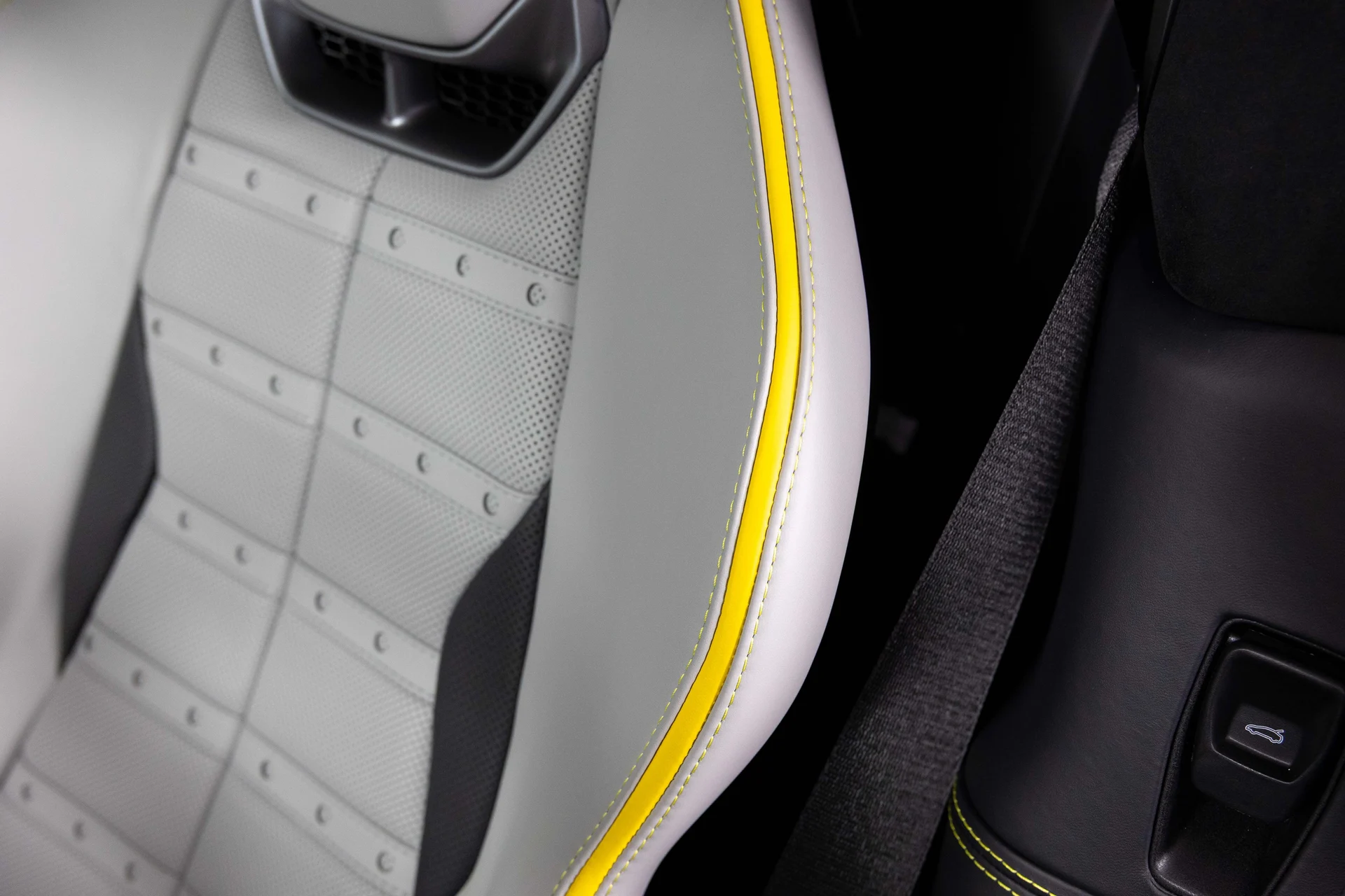 mph033_1052945018_5a4768de810a2ea9e7495521f43d428e_4e64c5bb88