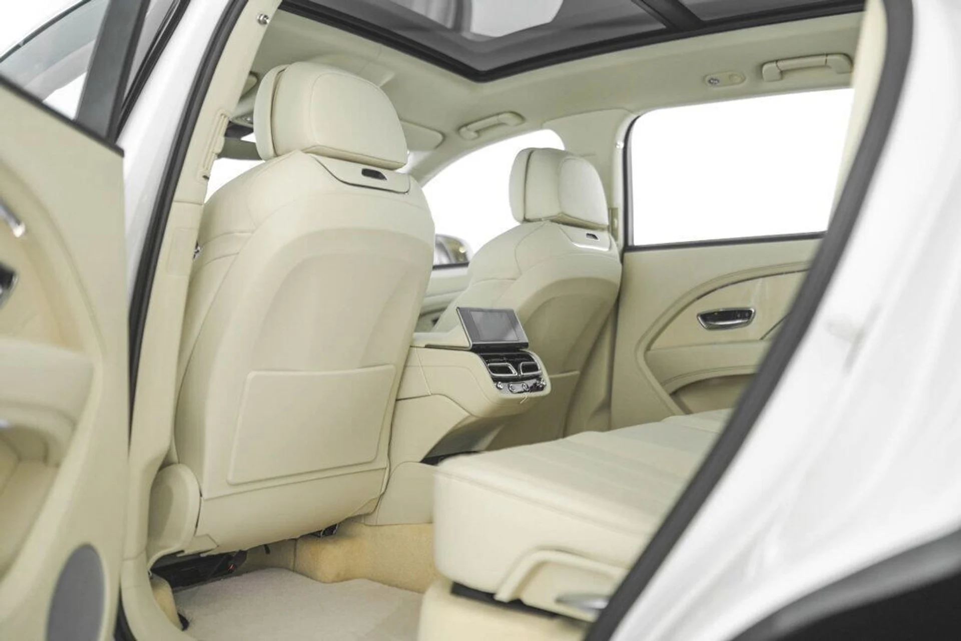 mph033_1054565263_8d549f3607085d1b03c39051663aa79e_9fa594ff6d