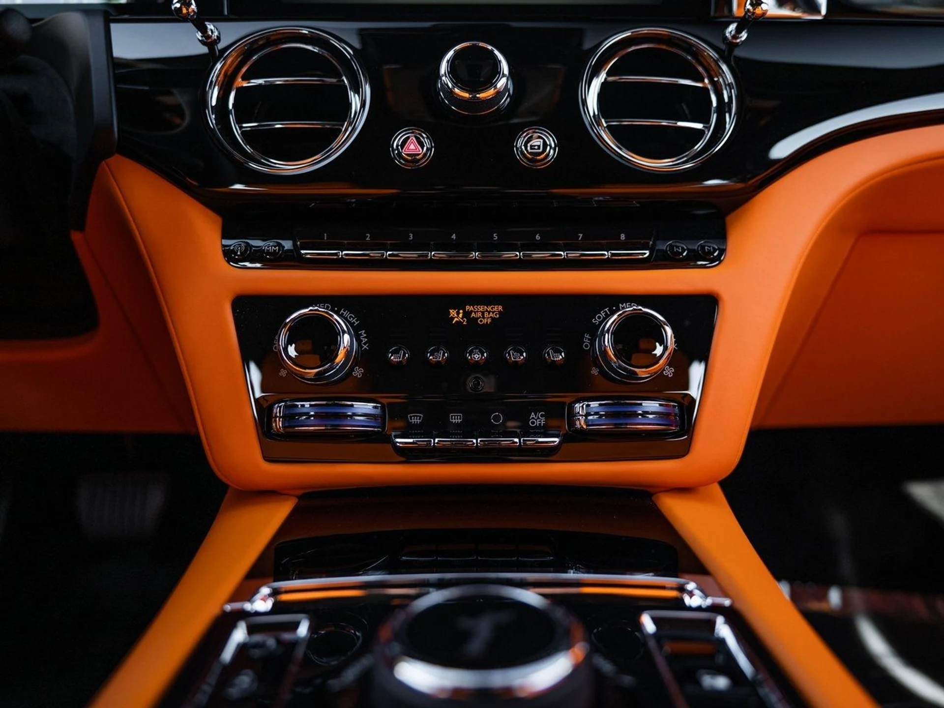 mph033_1055996022_image_34_4ed4853027