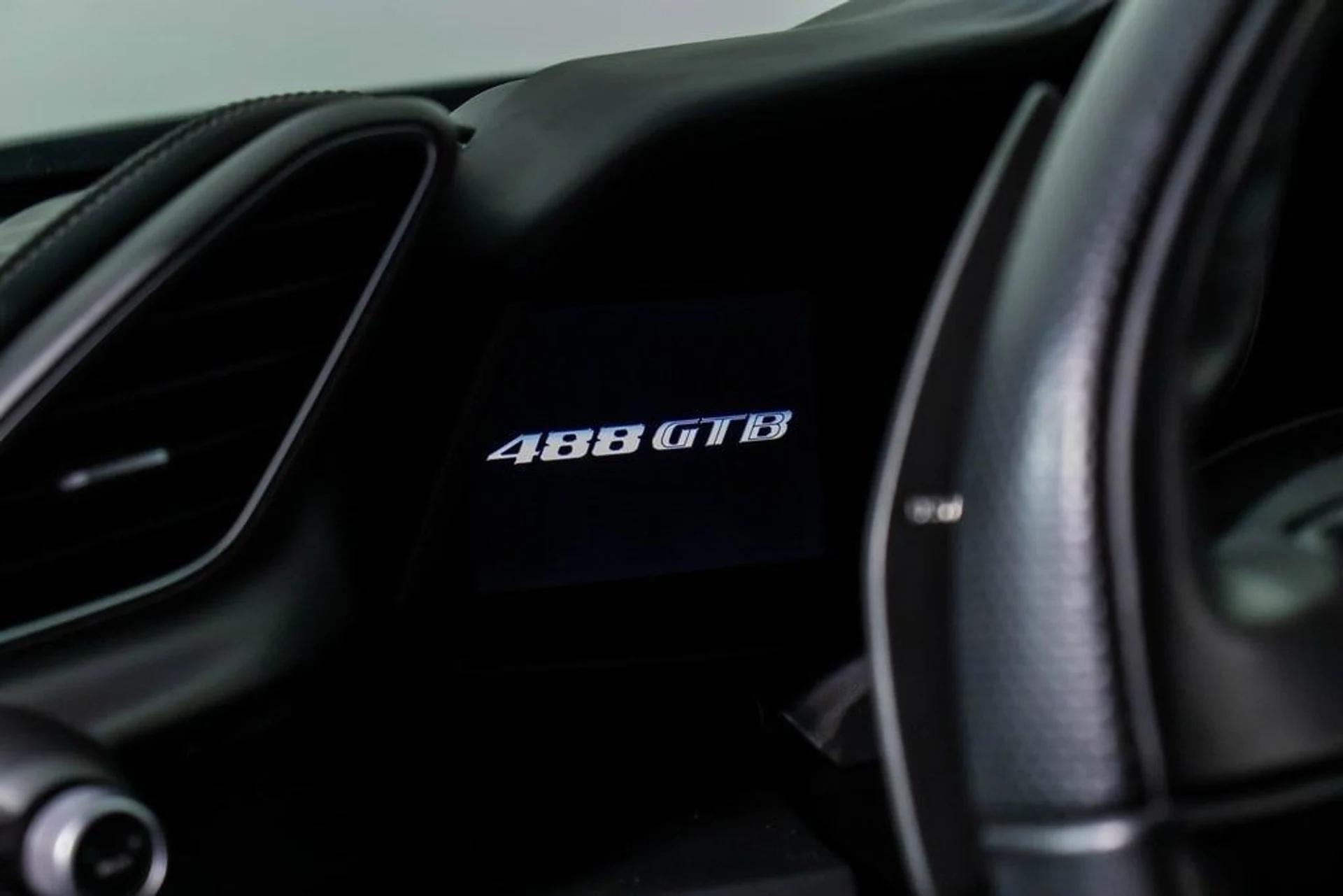 mph033_1056449070_398936f63f8a3edf3f81a55527465743x_ae505e9611