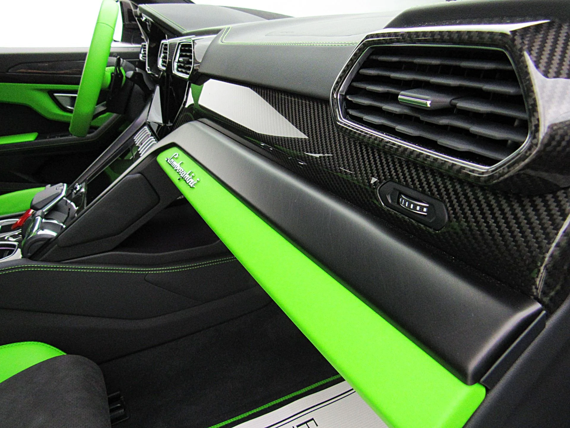mph033_1059059916_Used_2022_Lamborghini_Urus_SELEZIONE_PRE_OWNED_CERTIFIED_6df880528f