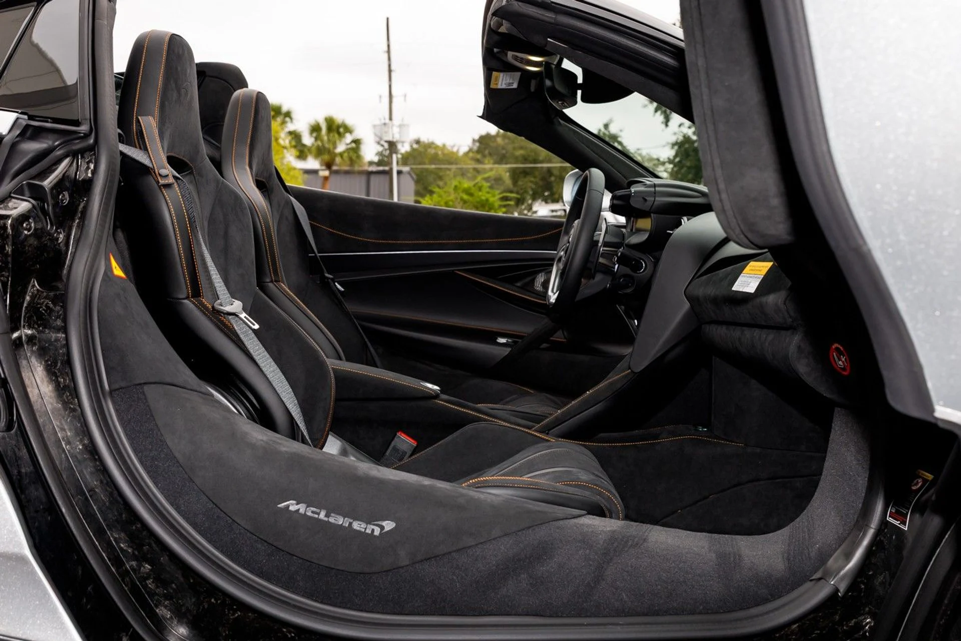 mph033_1069839274_629_p34_l_d160b1008d