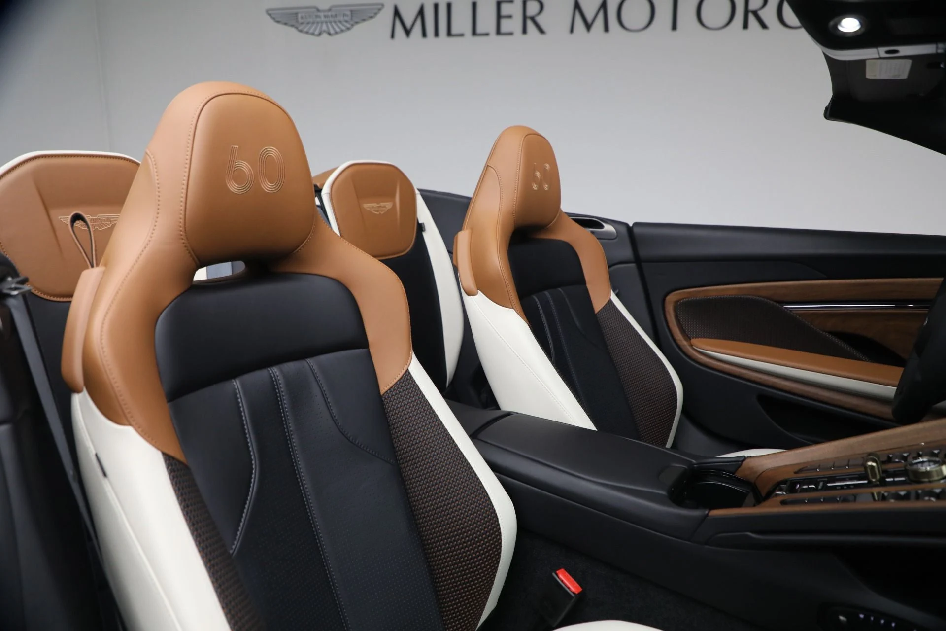 mph033_1076079482_New_2026_Aston_Martin_DB_12_Volante_1769621875_c2d9166f44