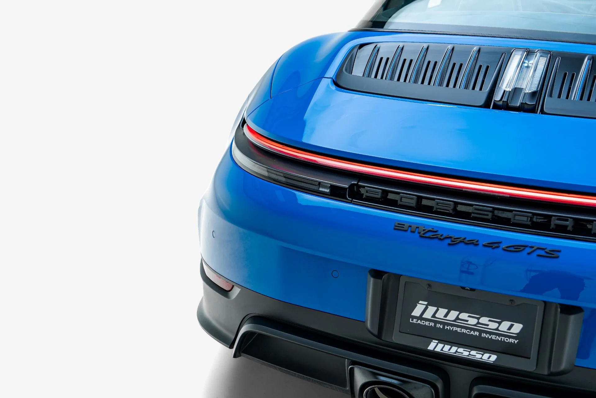 mph033_1086475636_Used_2026_Porsche_911_Targa_4_GTS_1788307389_f712a290c8