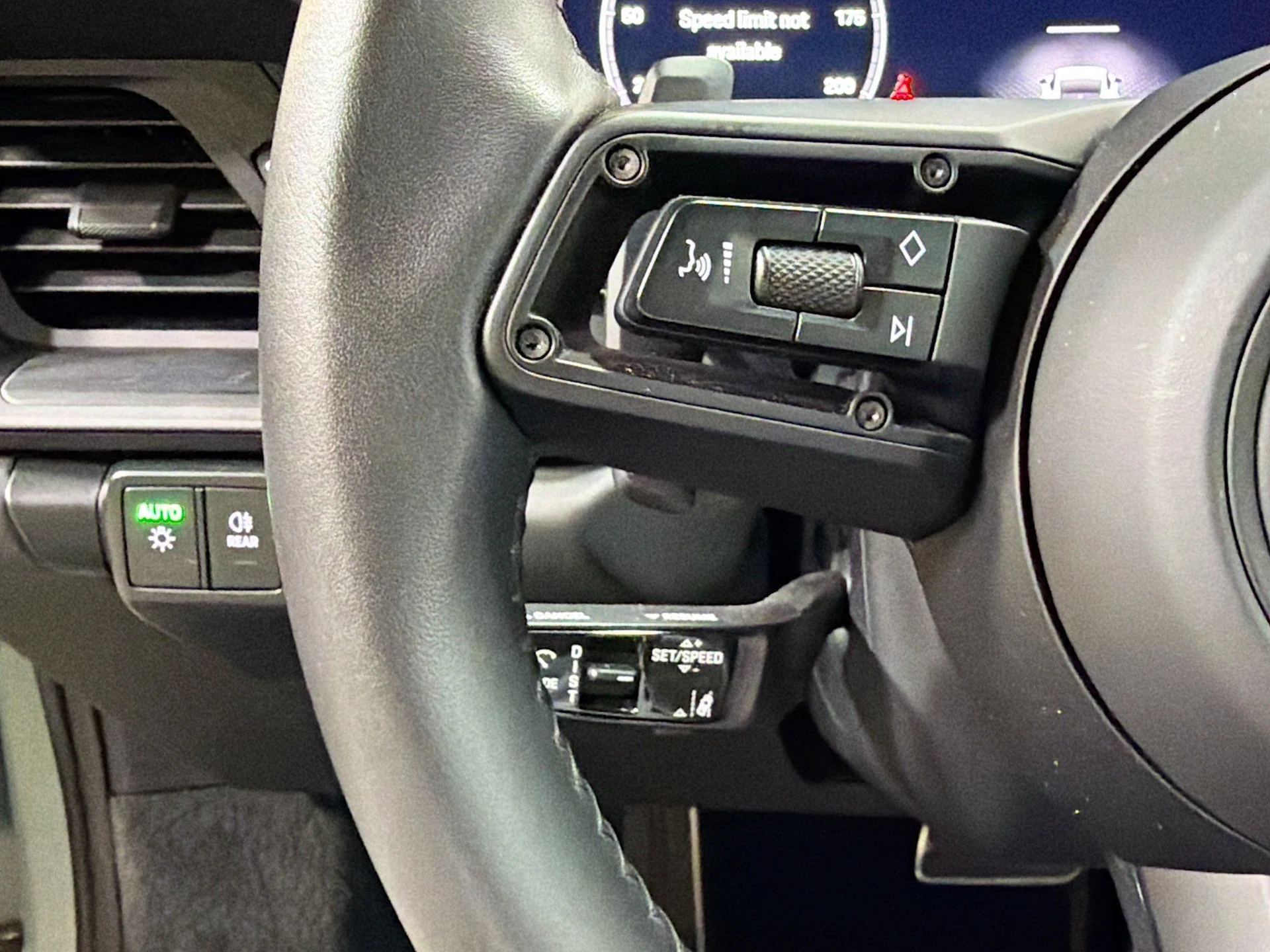 mph033_1087185967_35ebfea3165704d7d4795fa4937c2378_ba174737ea