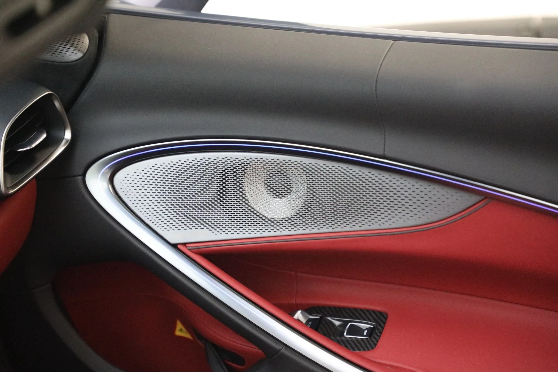 mph033_109572828_New_2025_Mc_Laren_Artura_Spider_Tech_Lux_3a21ac6ed7