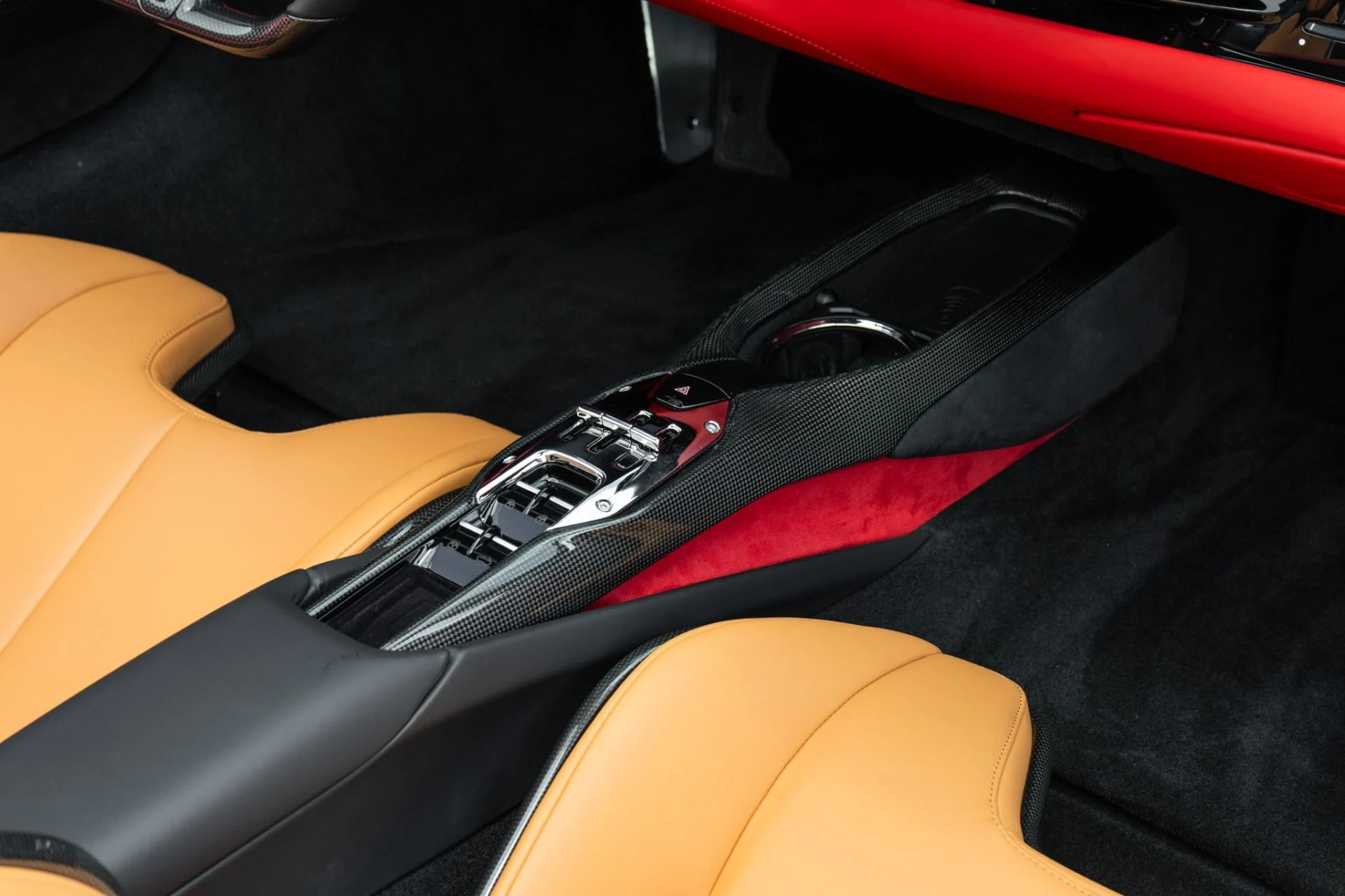 mph033_1098708967_Used_2024_Ferrari_296_GTS_1753295164_b34f2aefaf