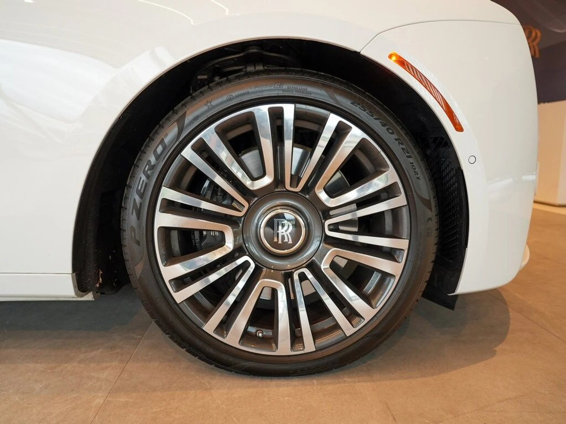 mph033_1108761193_a70d3f44a254a67bd89616dbbc839cccx_09d54564b9