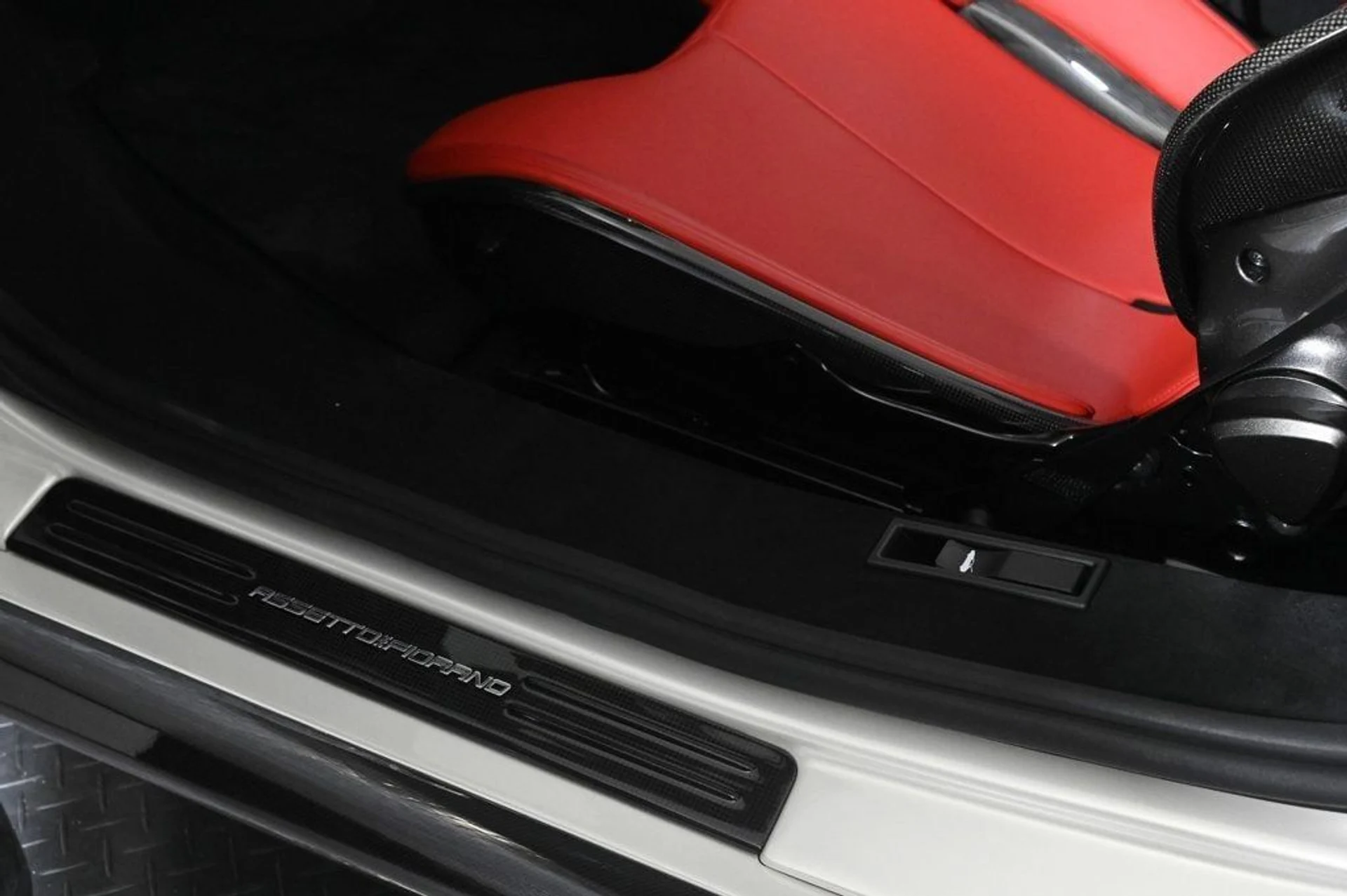 mph033_1113879879_5eefeabcbcd142269bd3fa4765d0d7a7_4d81f2954b