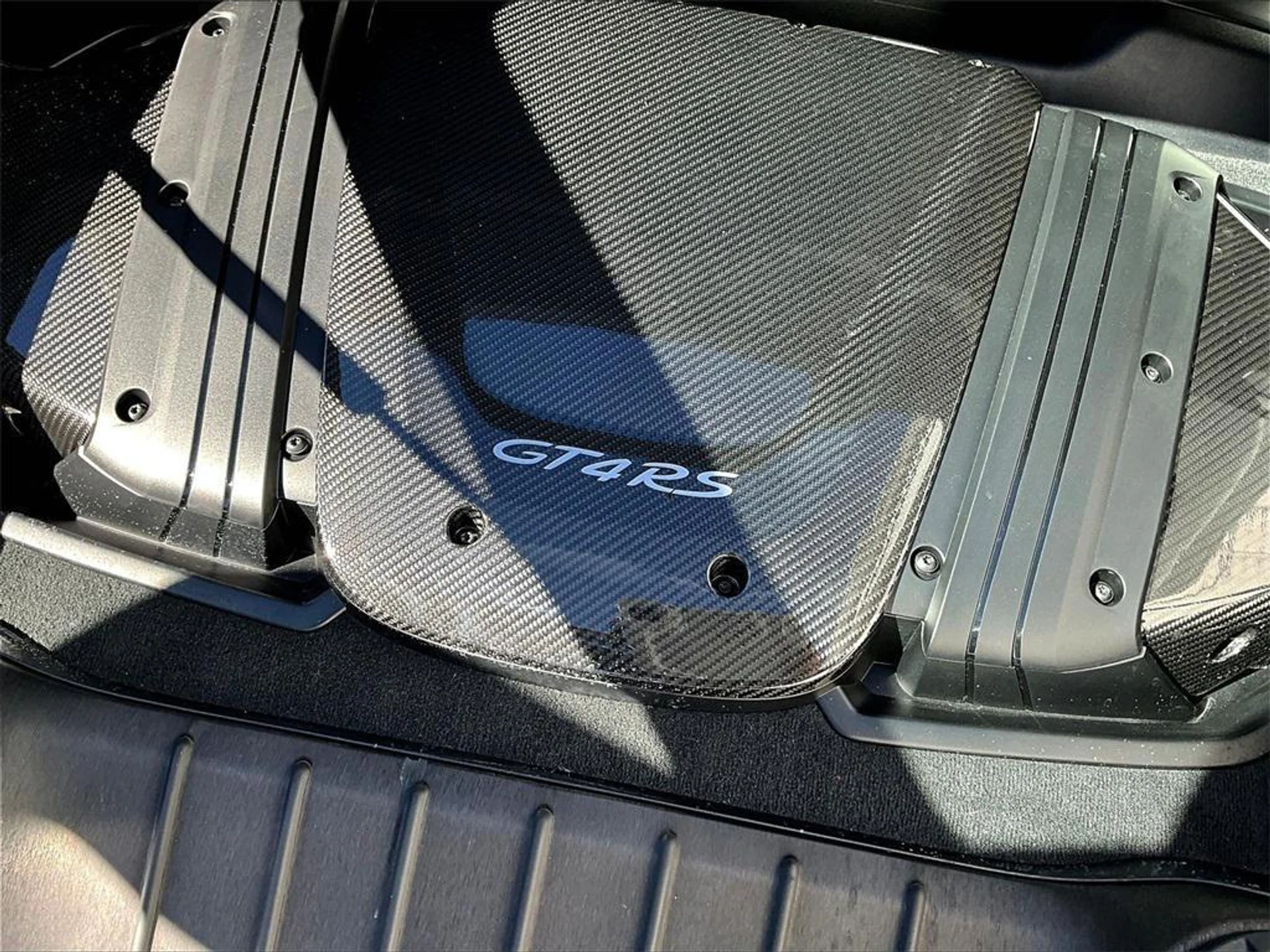 mph033_1114810250_Qi_Ry_HX_Twfhuhva_EJ_Epd_M06_Stf_Fo_e439faaadd