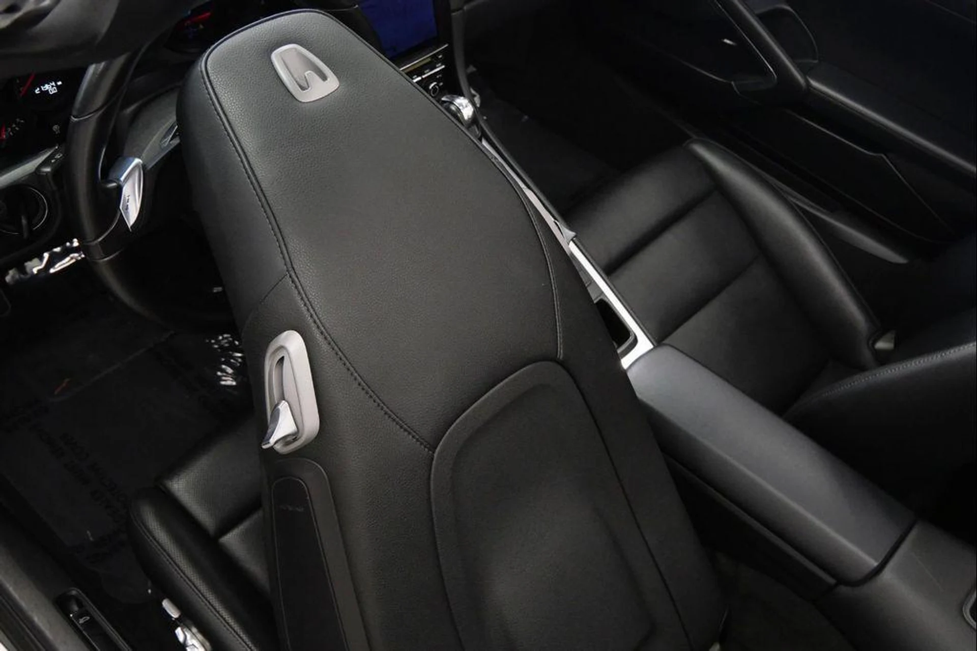 mph033_1117573825_y_MF_7_On_wla5gr_L_Pai_Yf_UZV_8a_E68_a70428a39f