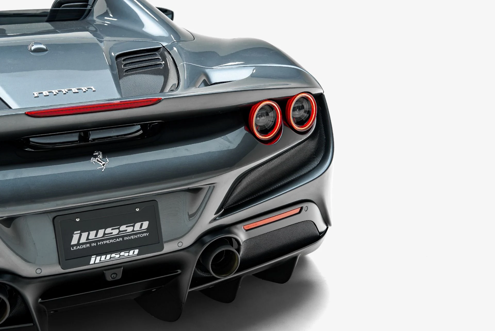 mph033_112676454_Used_2022_Ferrari_F8_Spider_1788910669_0eacb94179