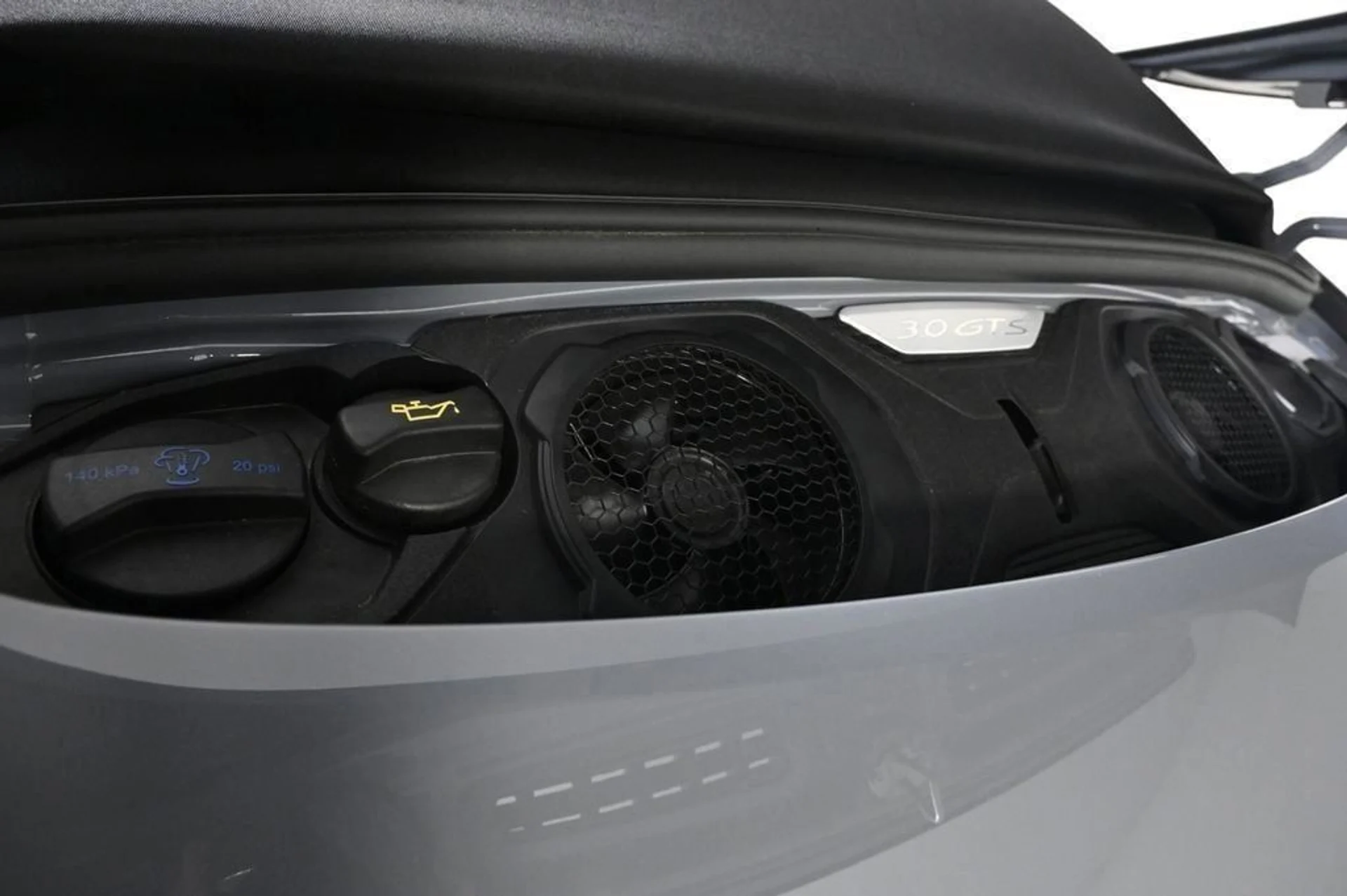 mph033_1128448803_3ca4d29aaa534e24b49af536204ae8a8_e3d928a475